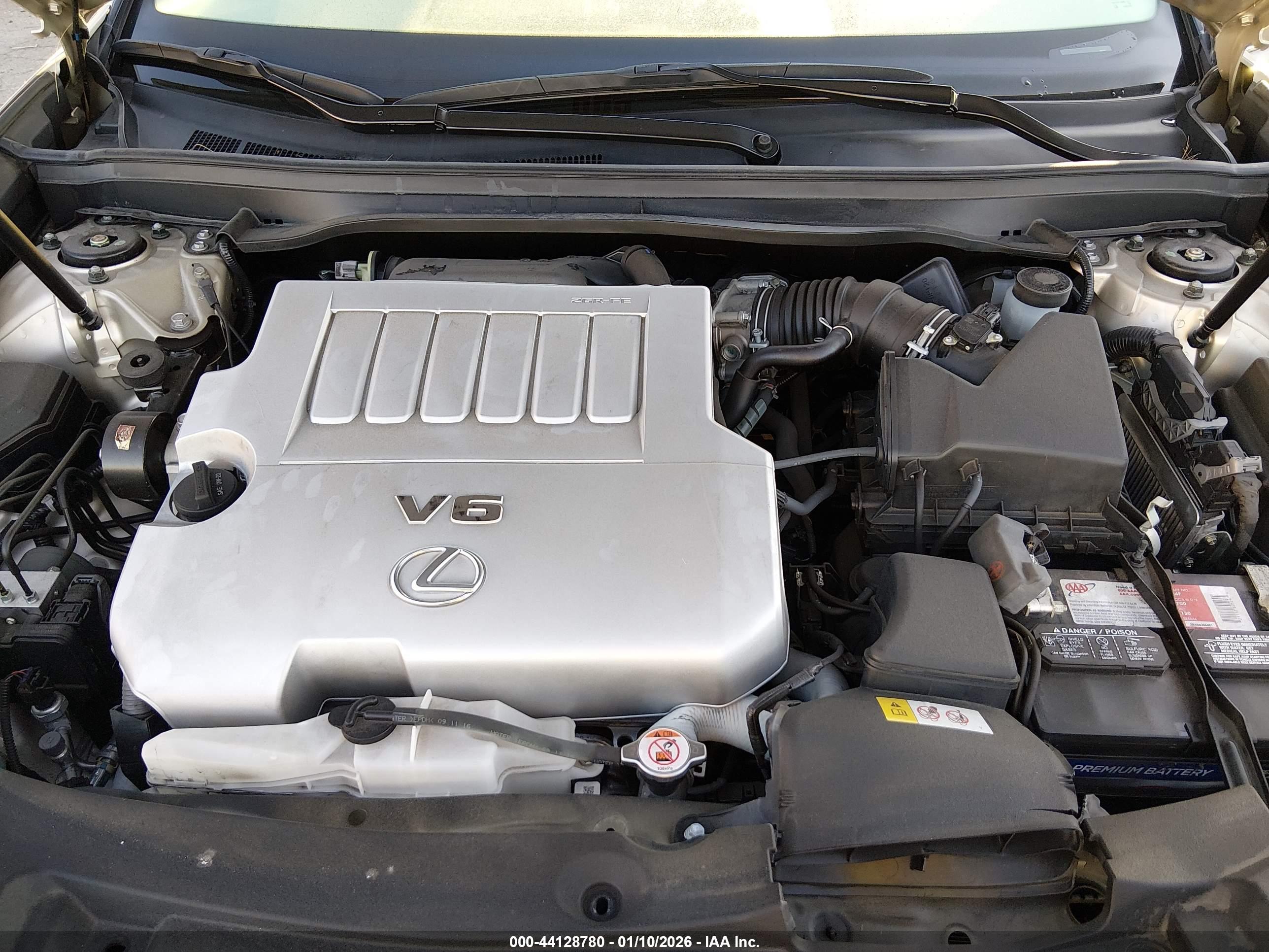 LEXUS ES image 10