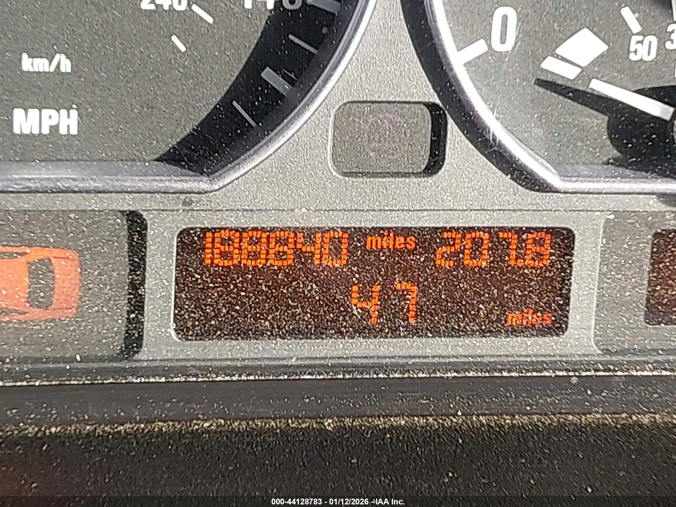 BMW 330I image 7