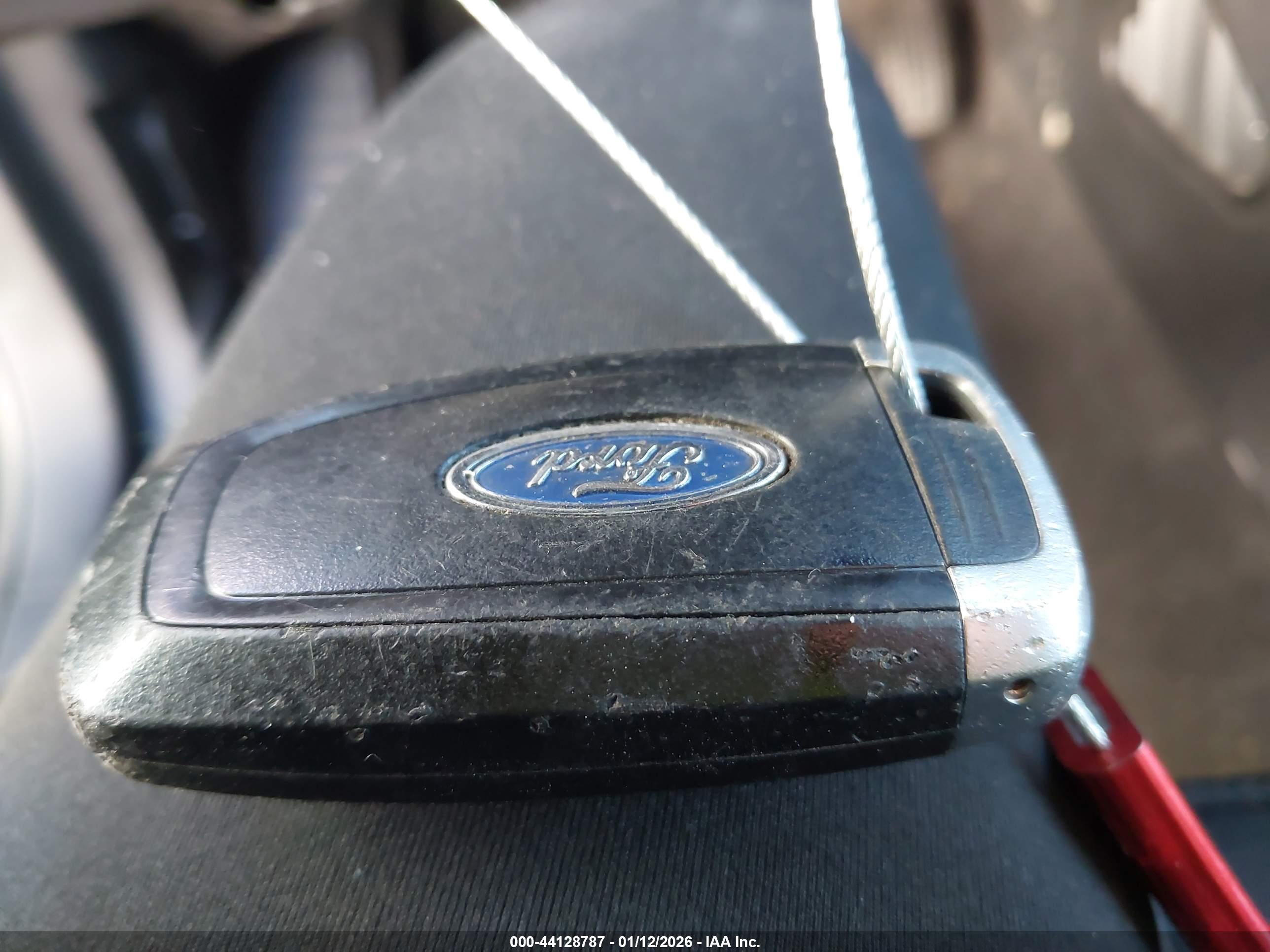 FORD EDGE image 11