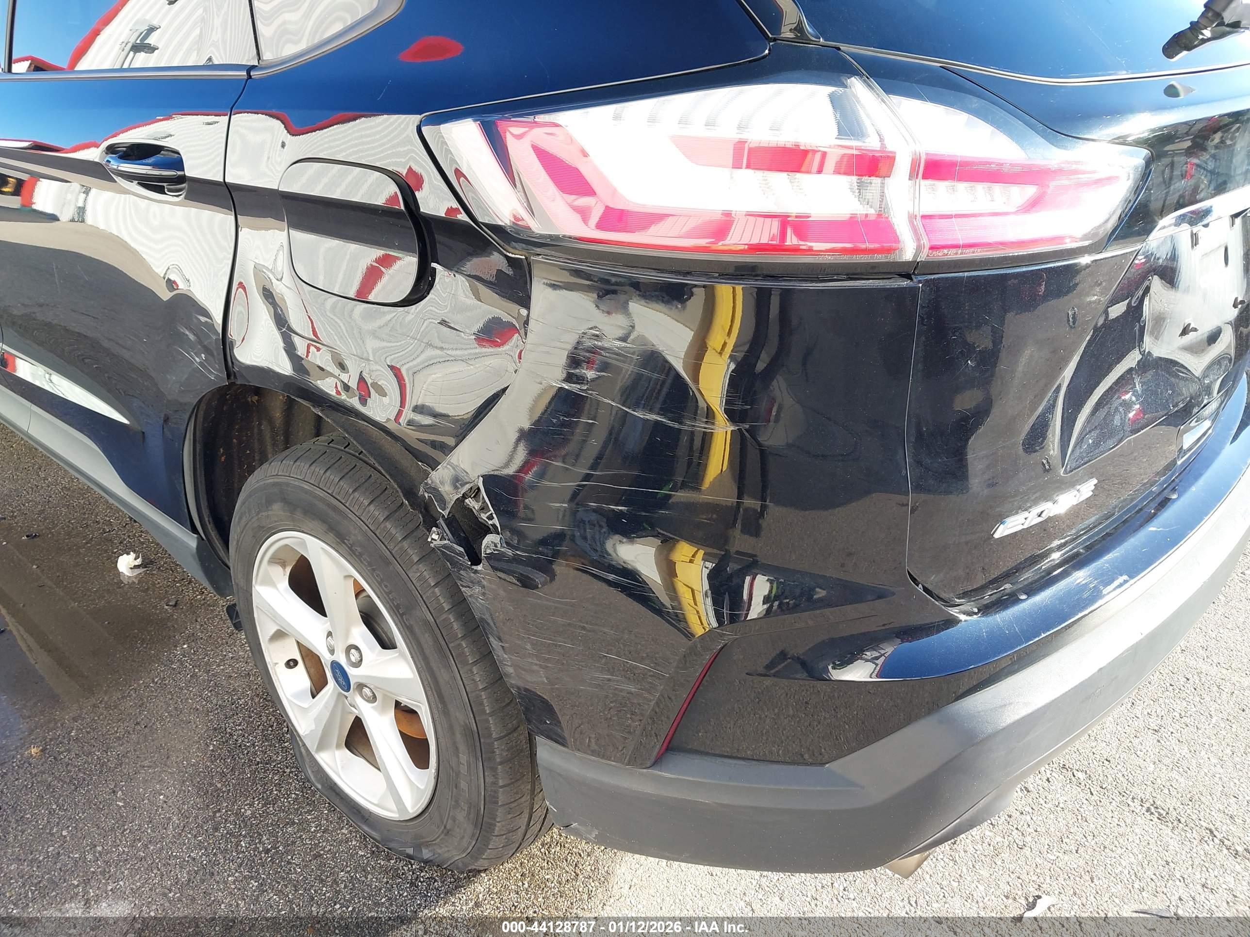 FORD EDGE image 6