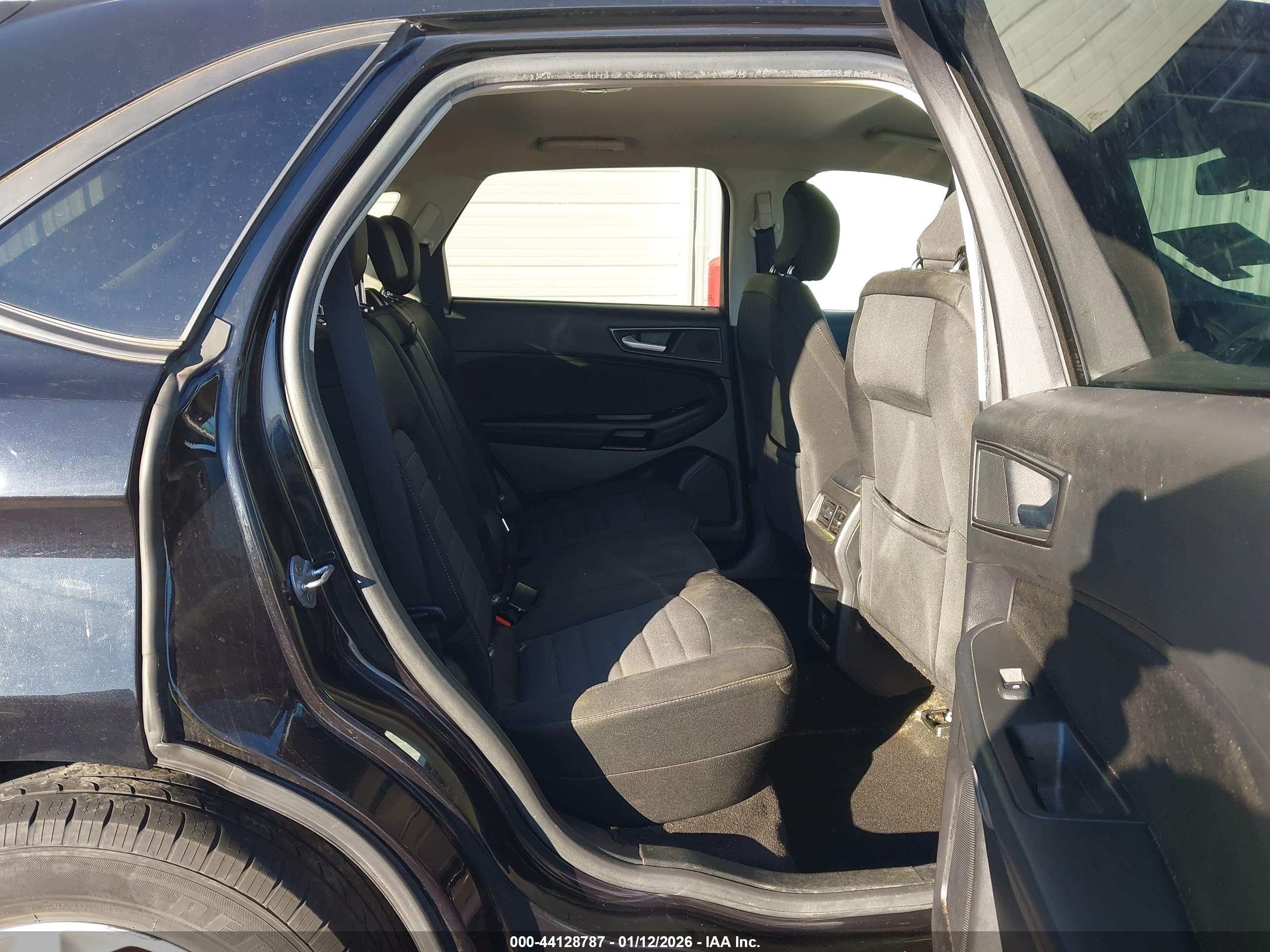 FORD EDGE image 8