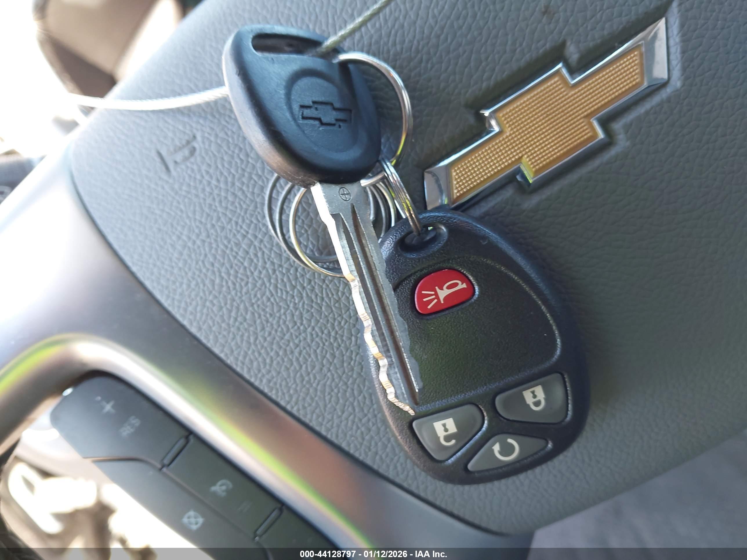 CHEVROLET TRAVERSE image 11