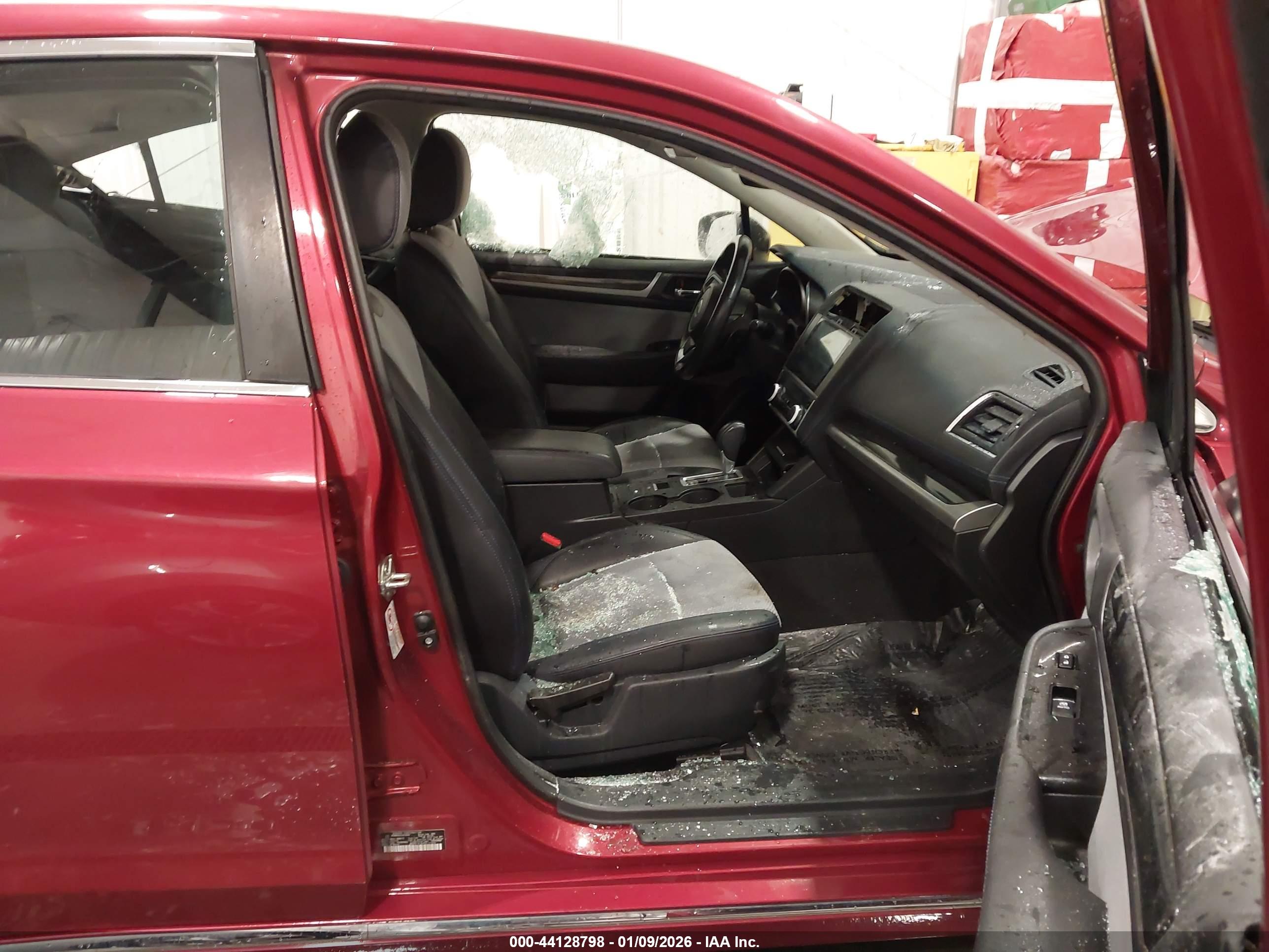 SUBARU LEGACY image 5