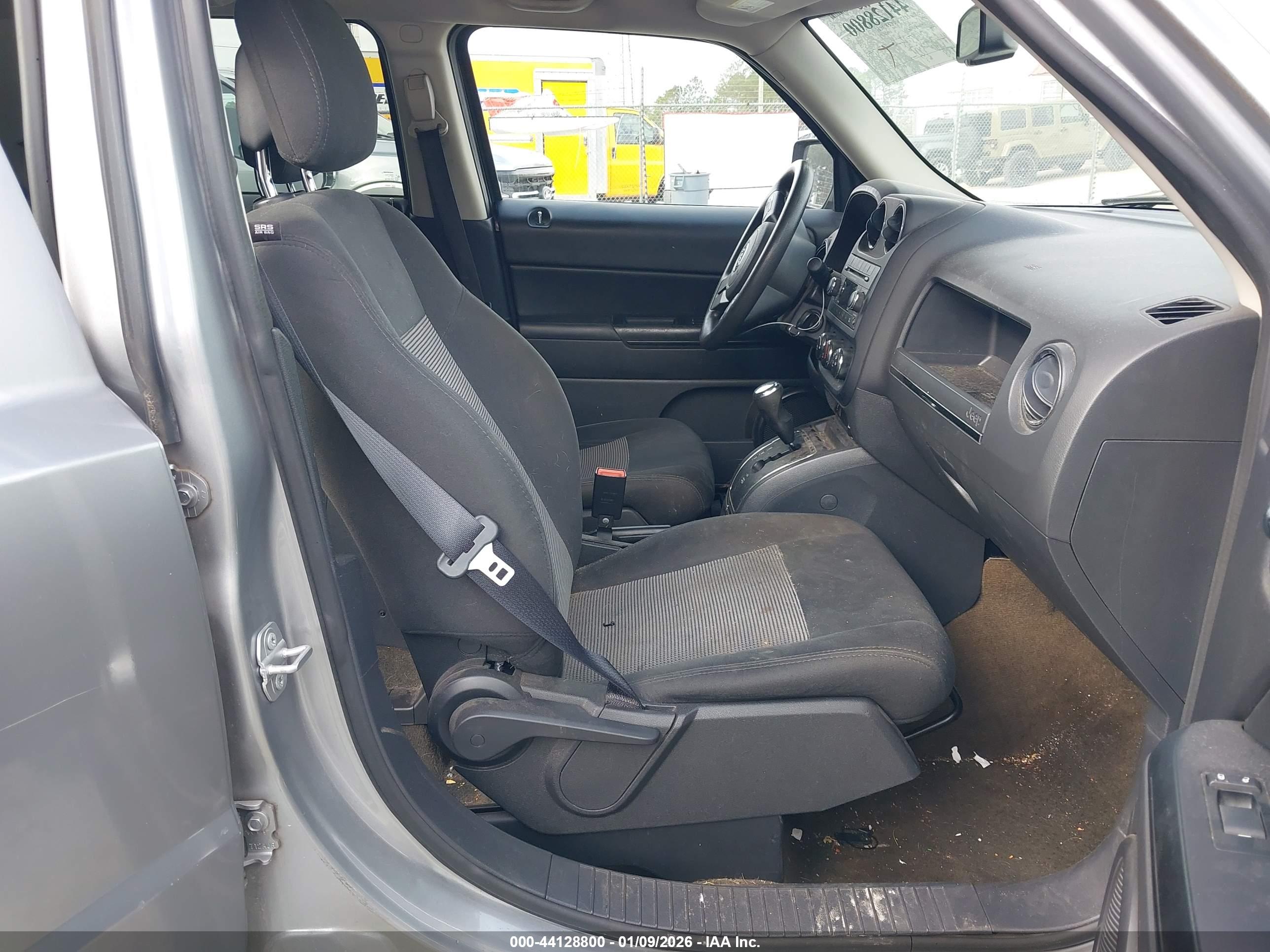 JEEP PATRIOT image 5