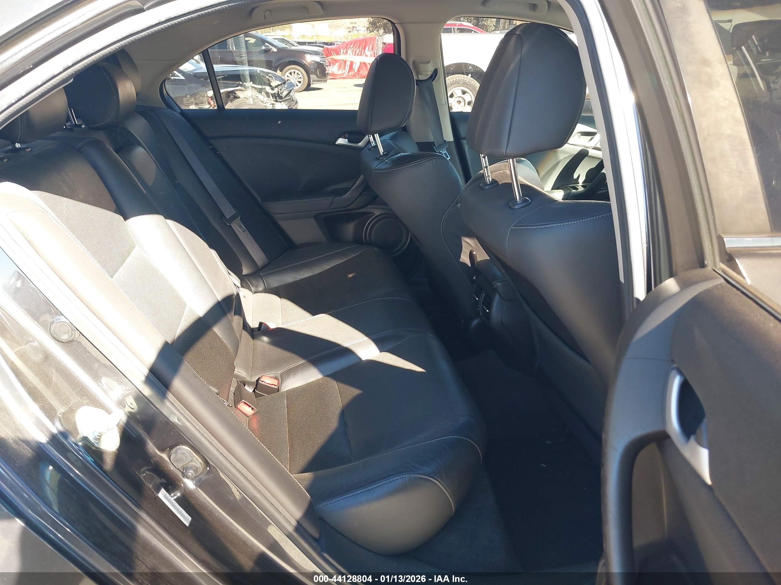 ACURA TSX image 8