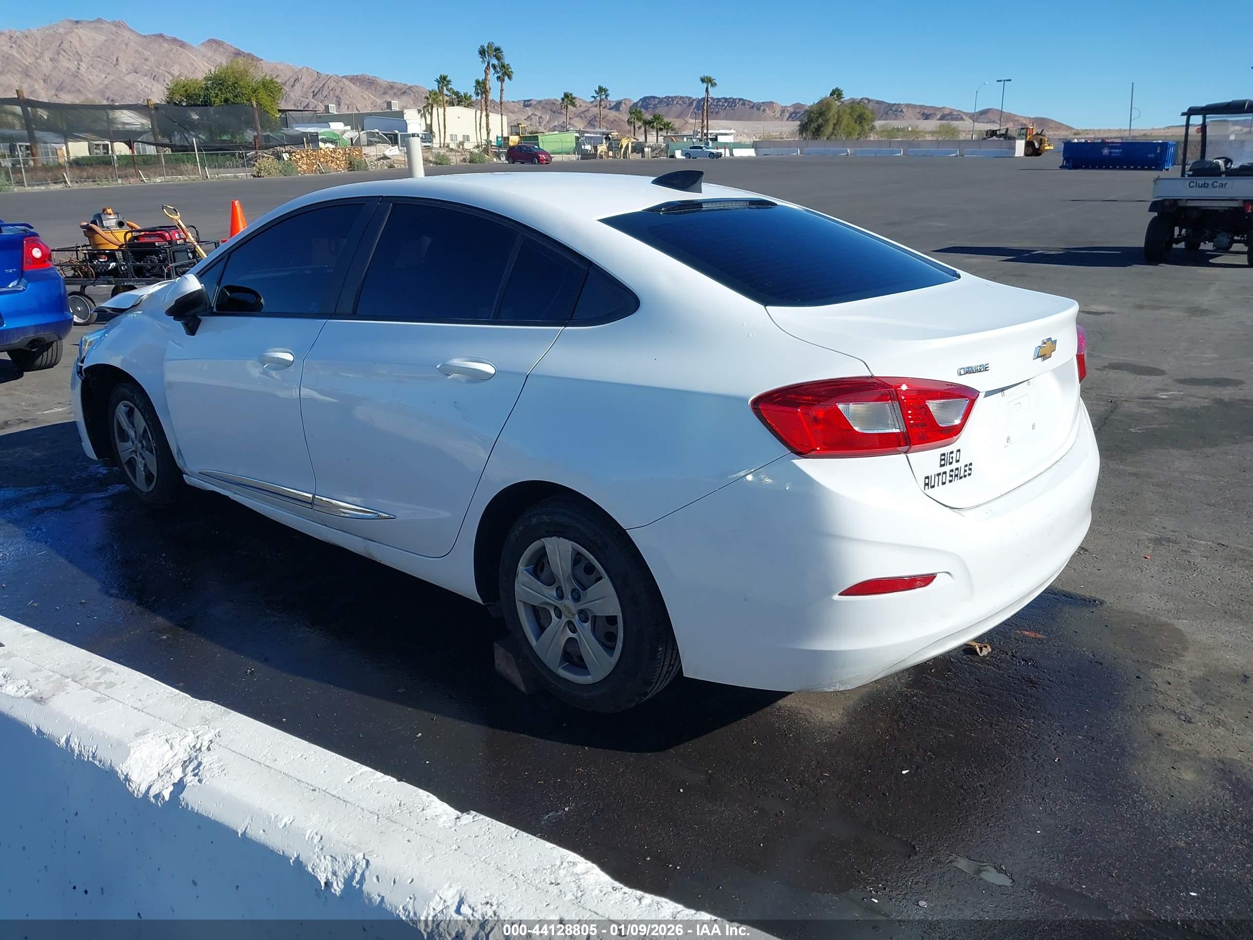 CHEVROLET CRUZE image 3