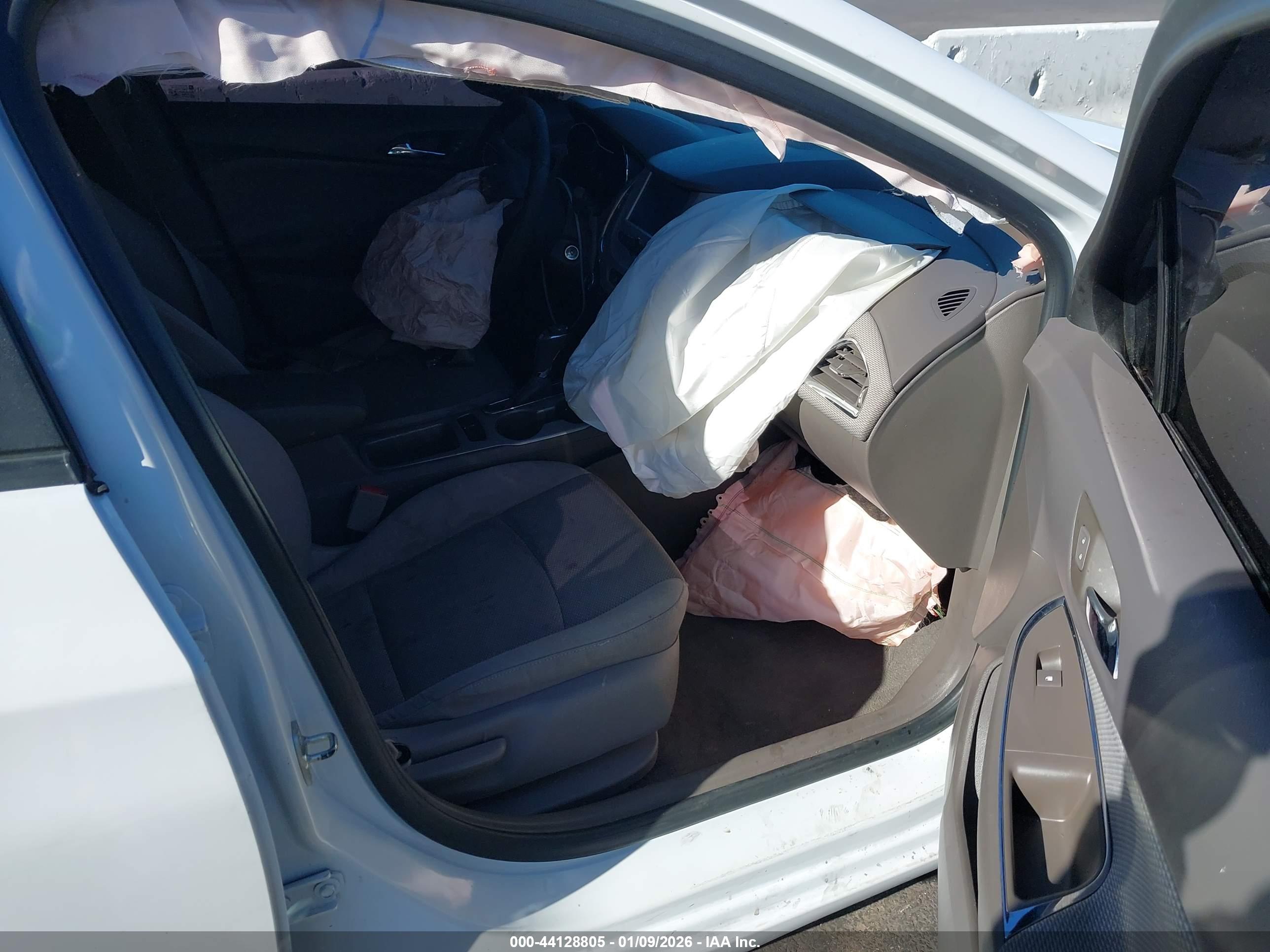 CHEVROLET CRUZE image 5