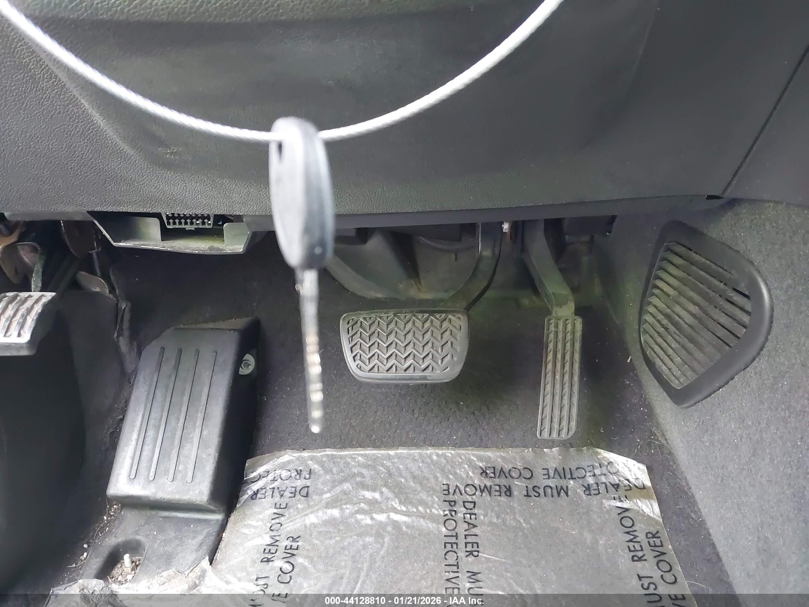 GMC ACADIA image 11