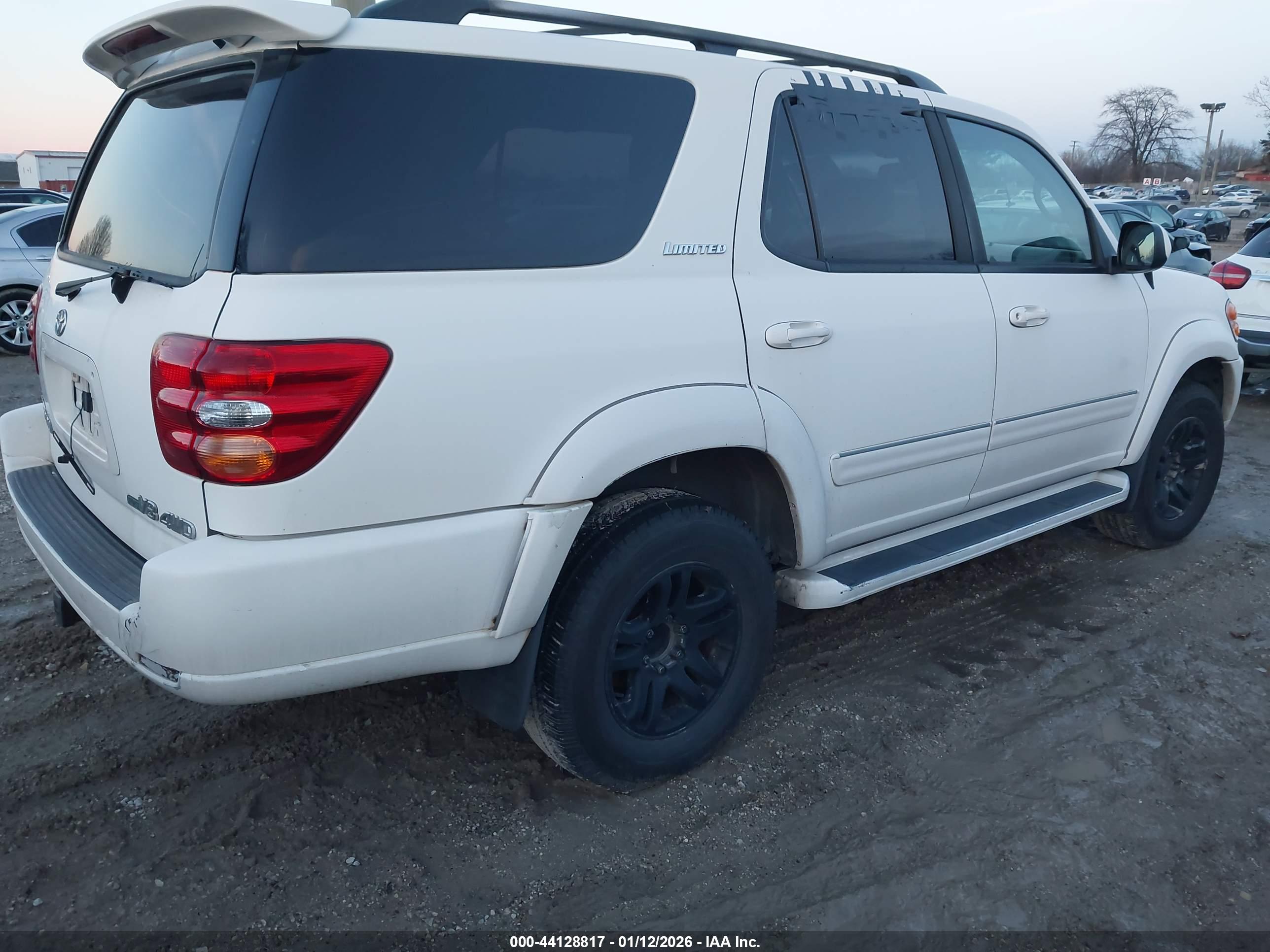 TOYOTA SEQUOIA image 4