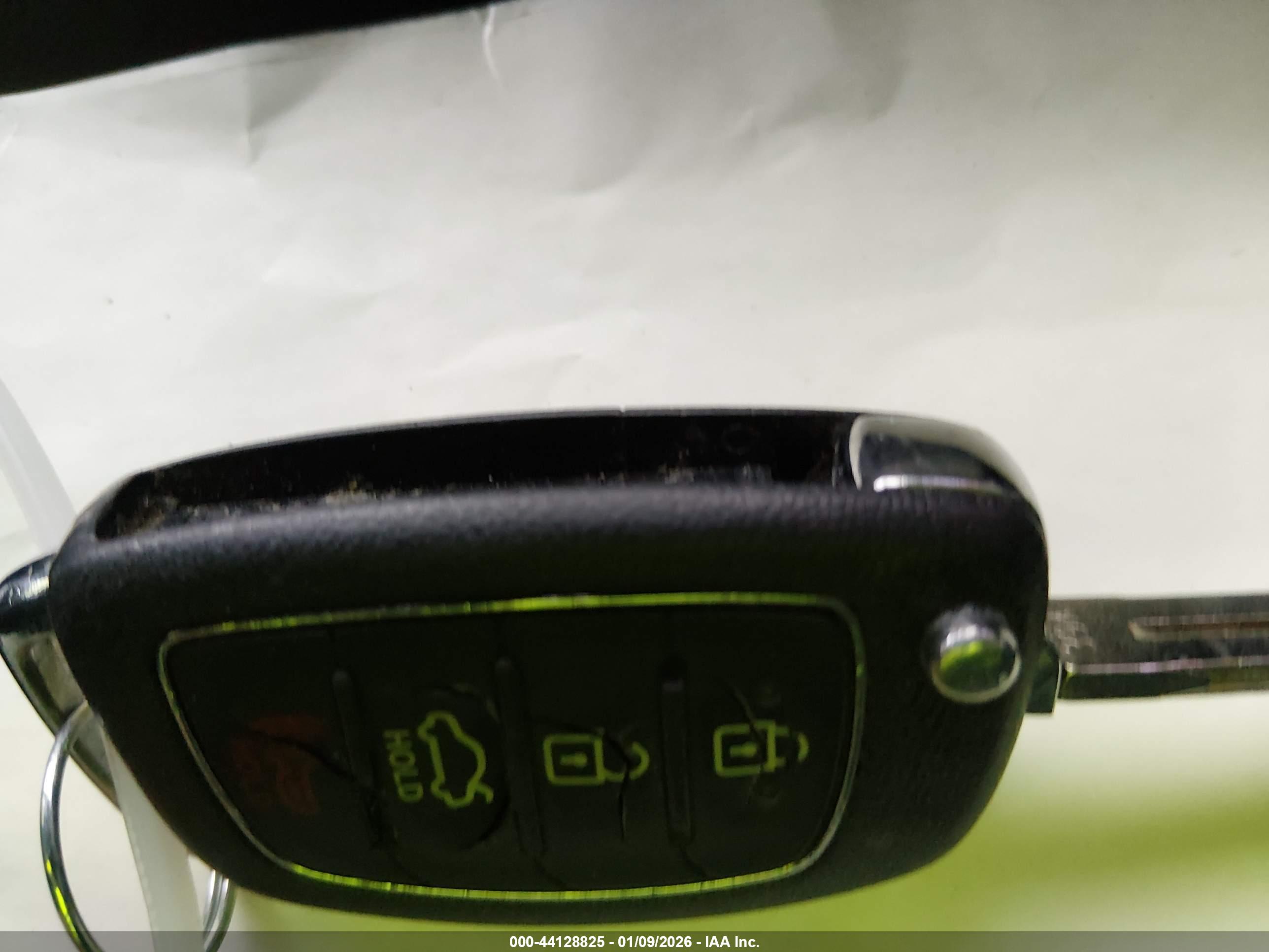 HYUNDAI SONATA image 11