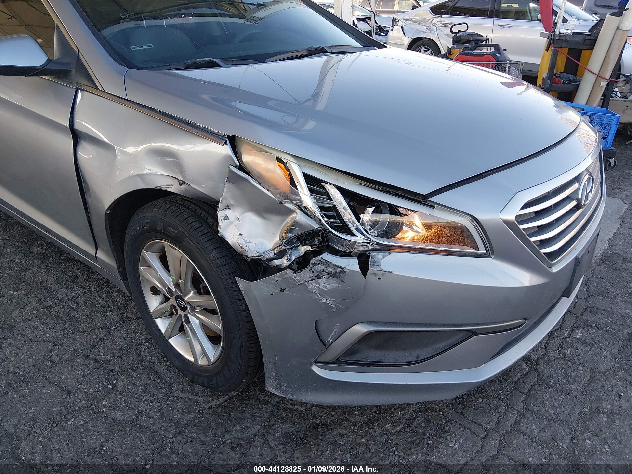 HYUNDAI SONATA image 6