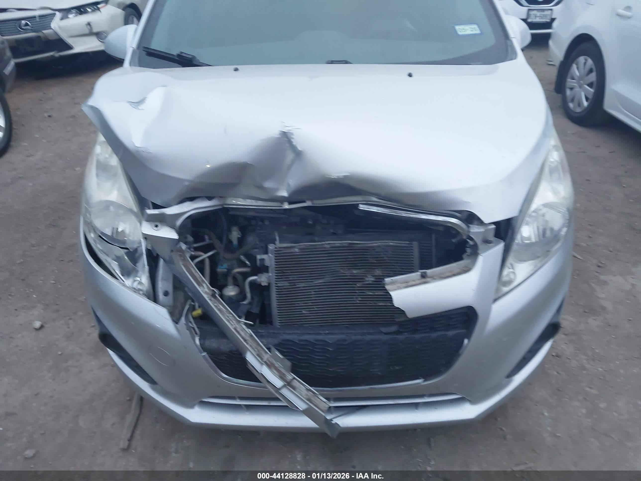 CHEVROLET SPARK image 6