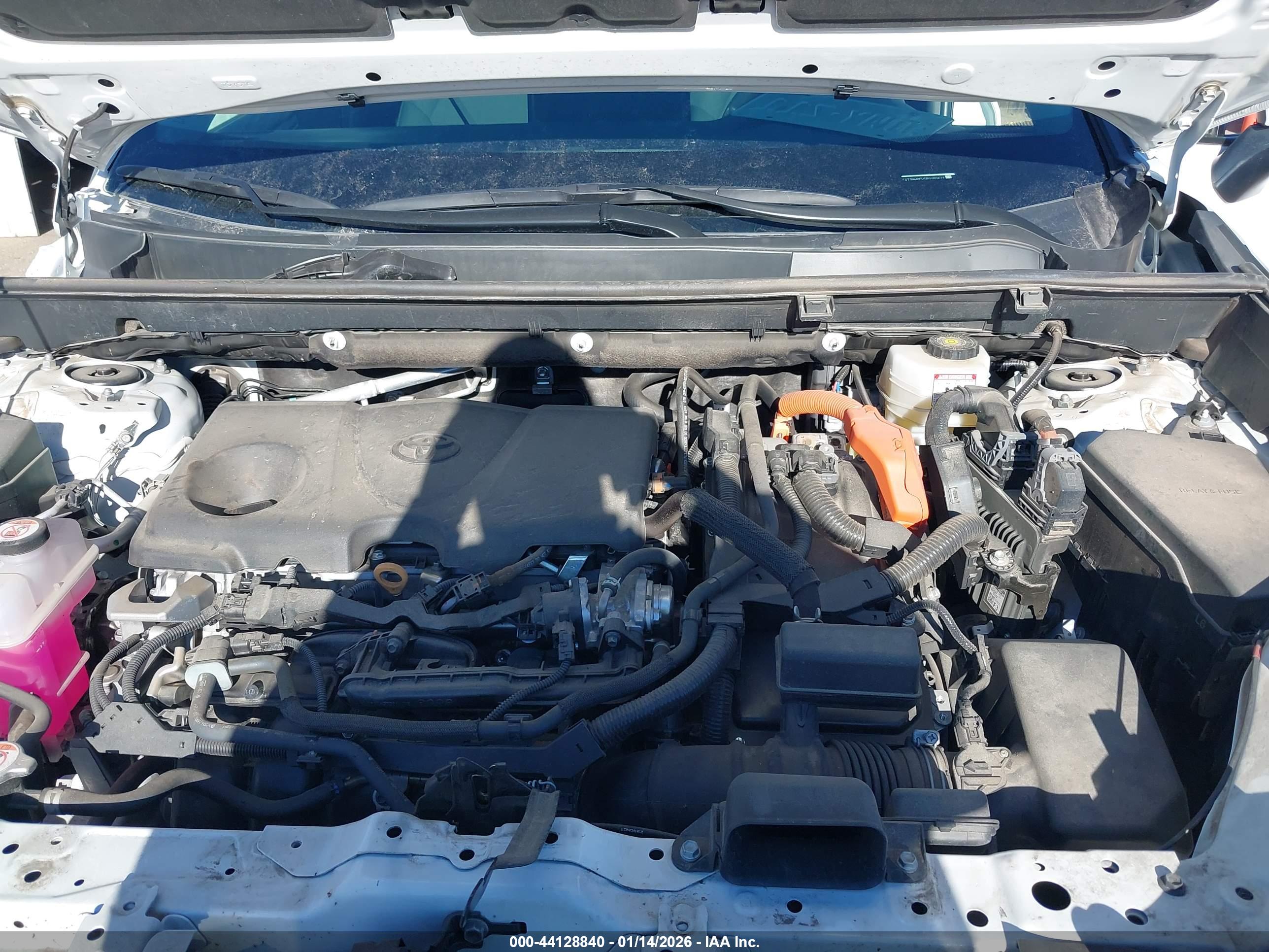TOYOTA RAV4 image 10