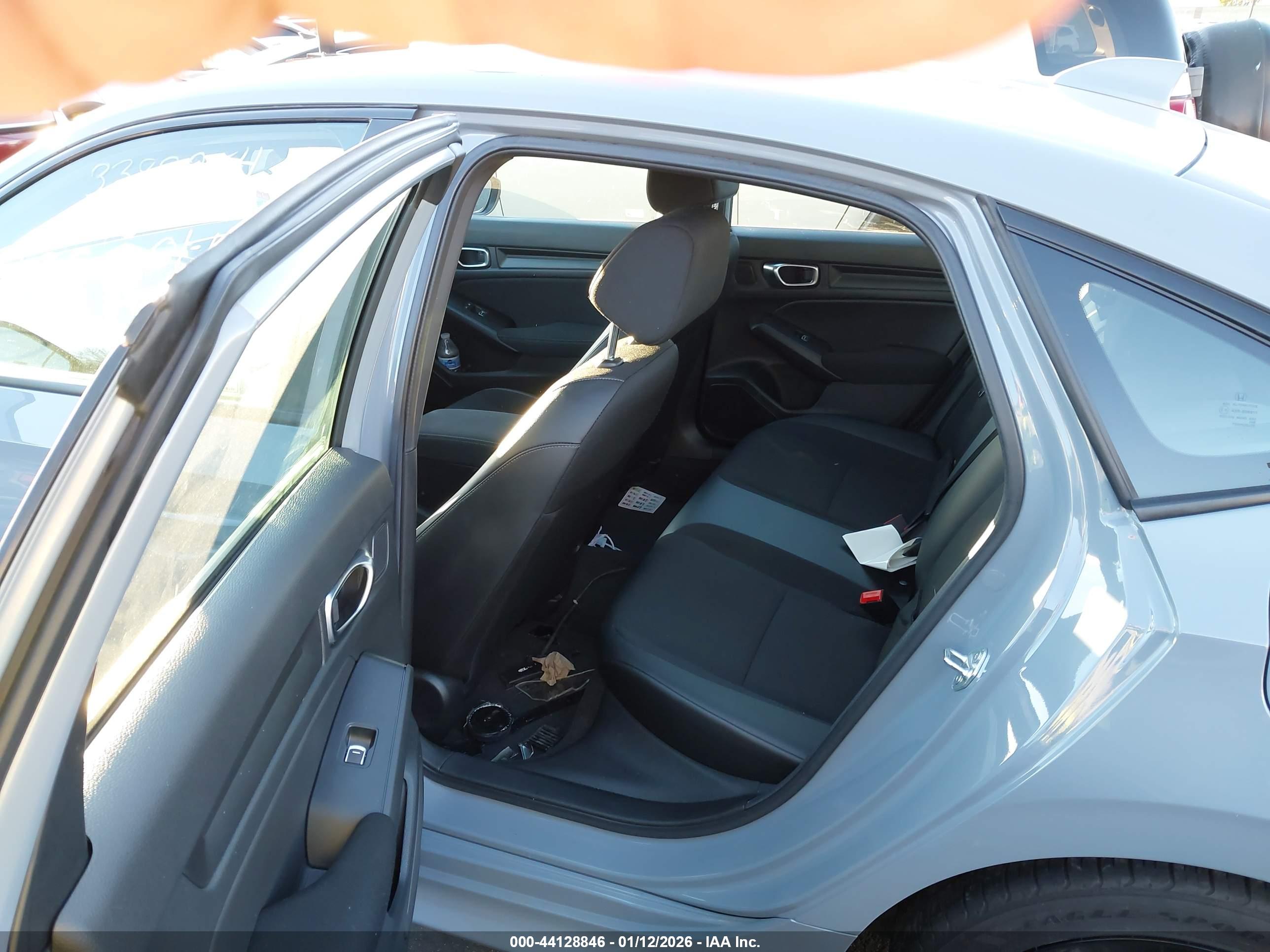 HONDA CIVIC image 8
