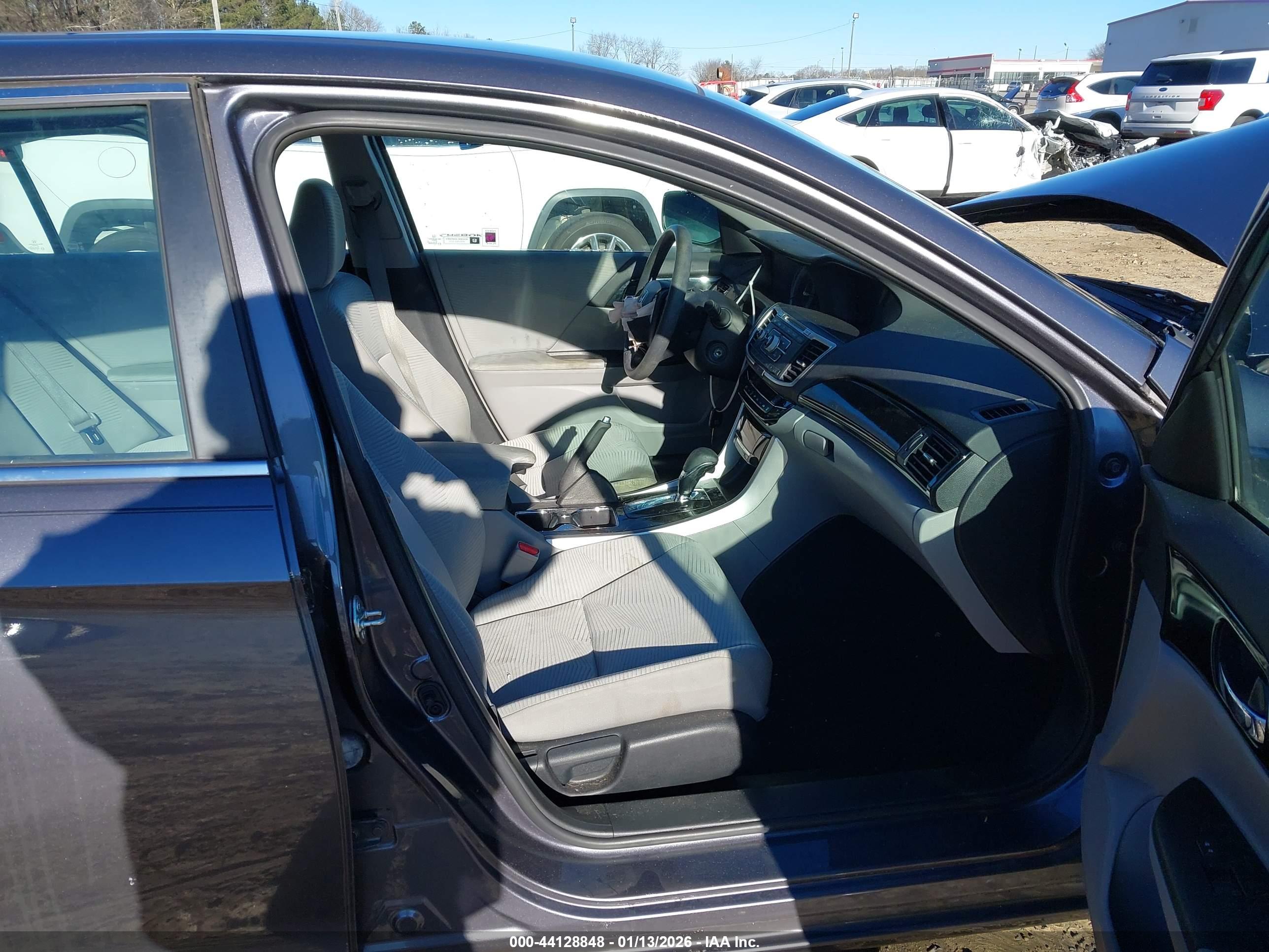 HONDA ACCORD image 5