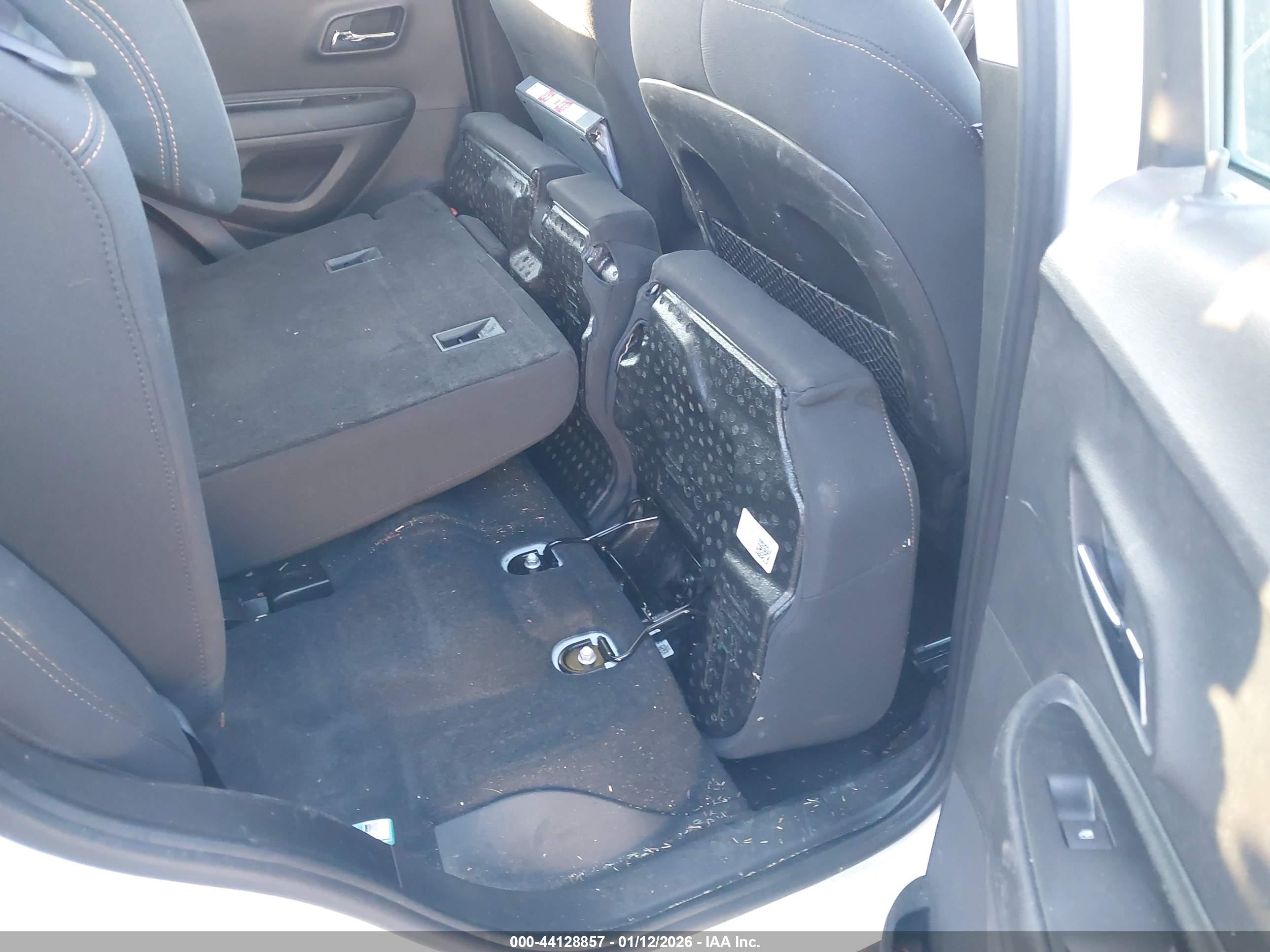 CHEVROLET TRAX image 8
