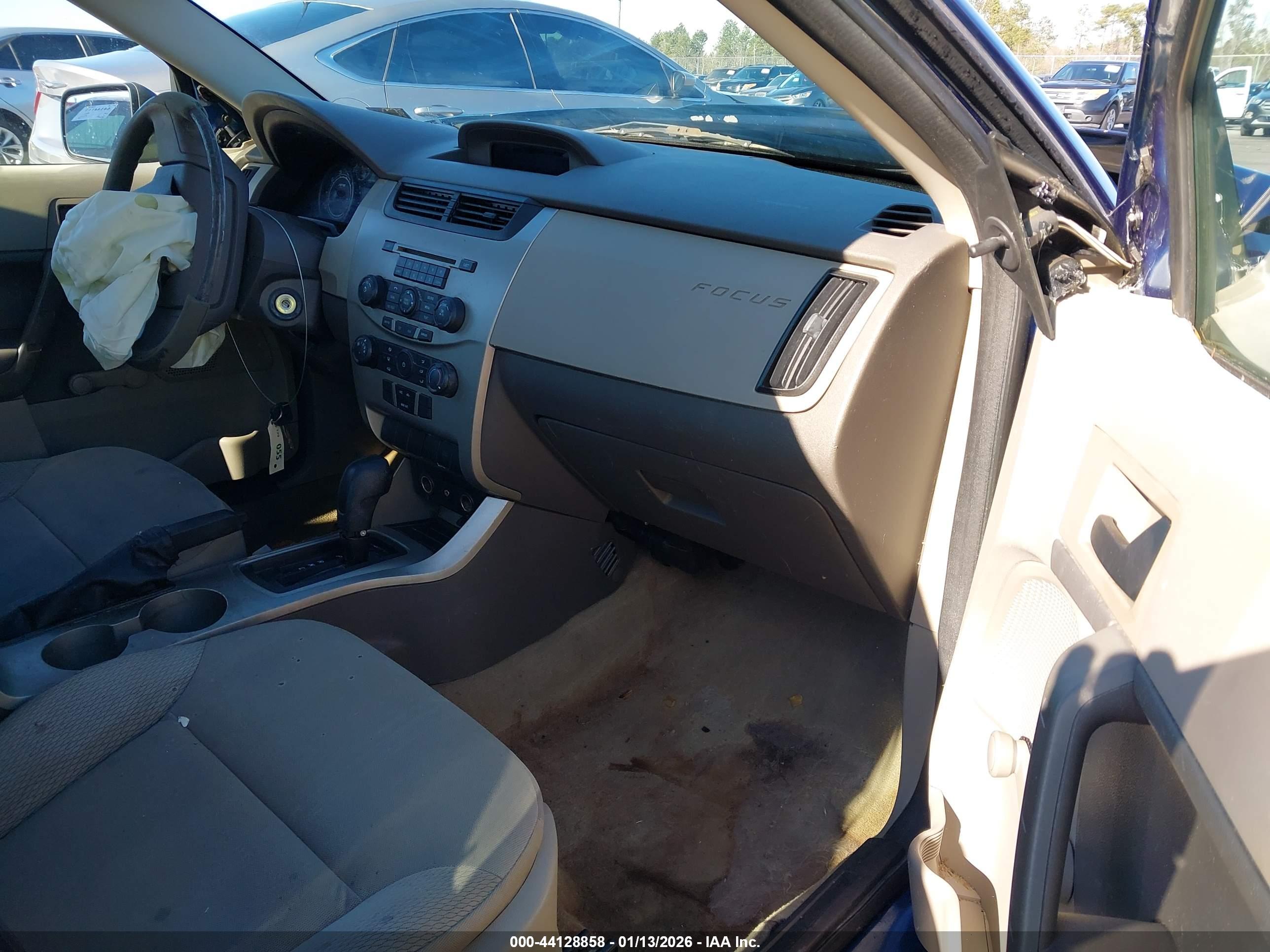 FORD FOCUS image 5