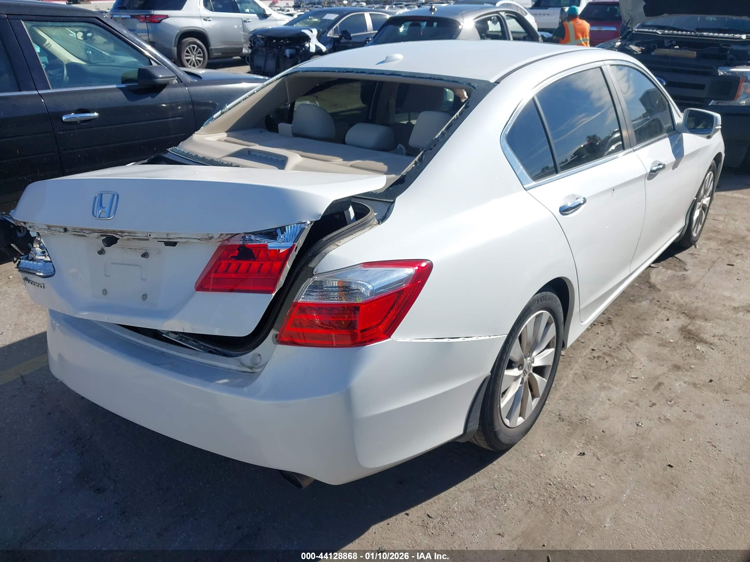 HONDA ACCORD image 4