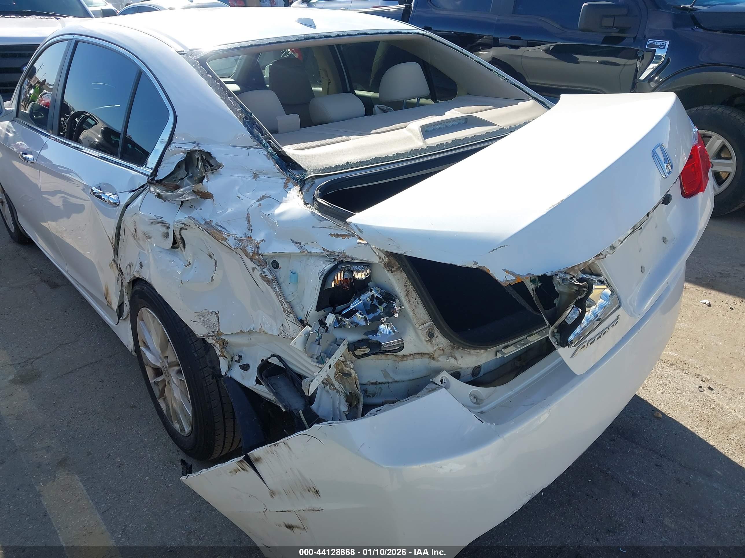HONDA ACCORD image 6