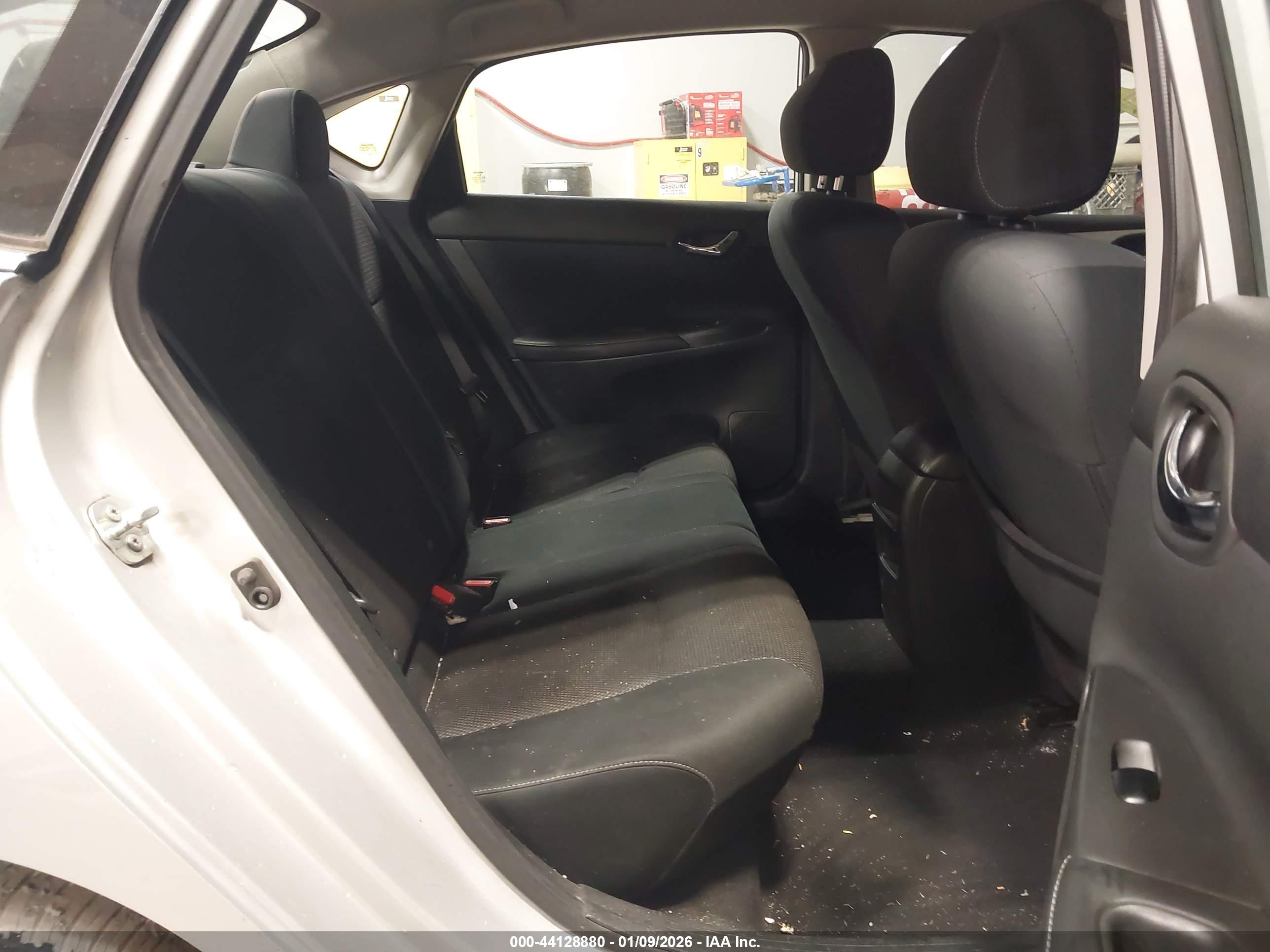NISSAN SENTRA image 8