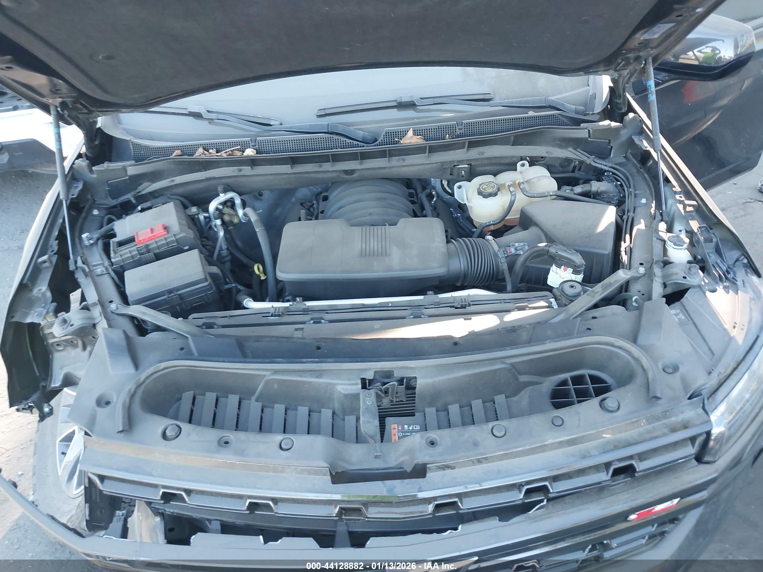 CHEVROLET TAHOE image 10