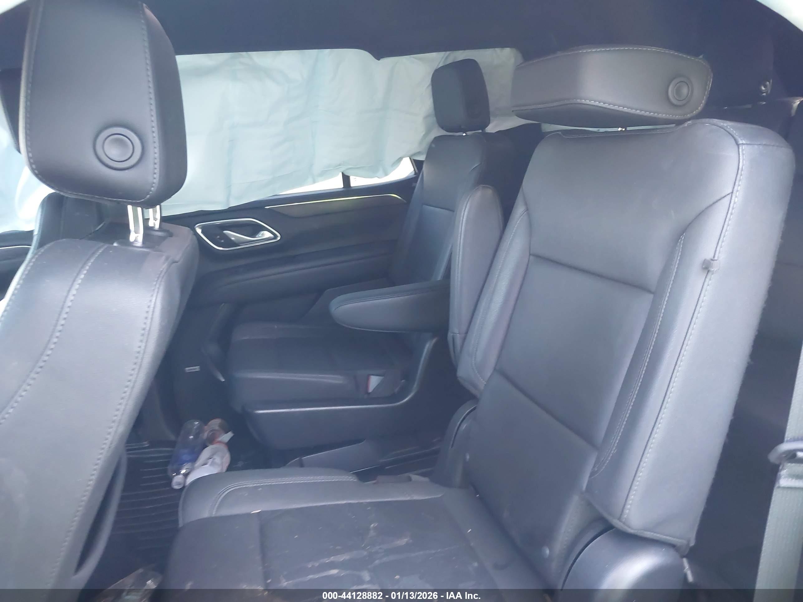 CHEVROLET TAHOE image 8