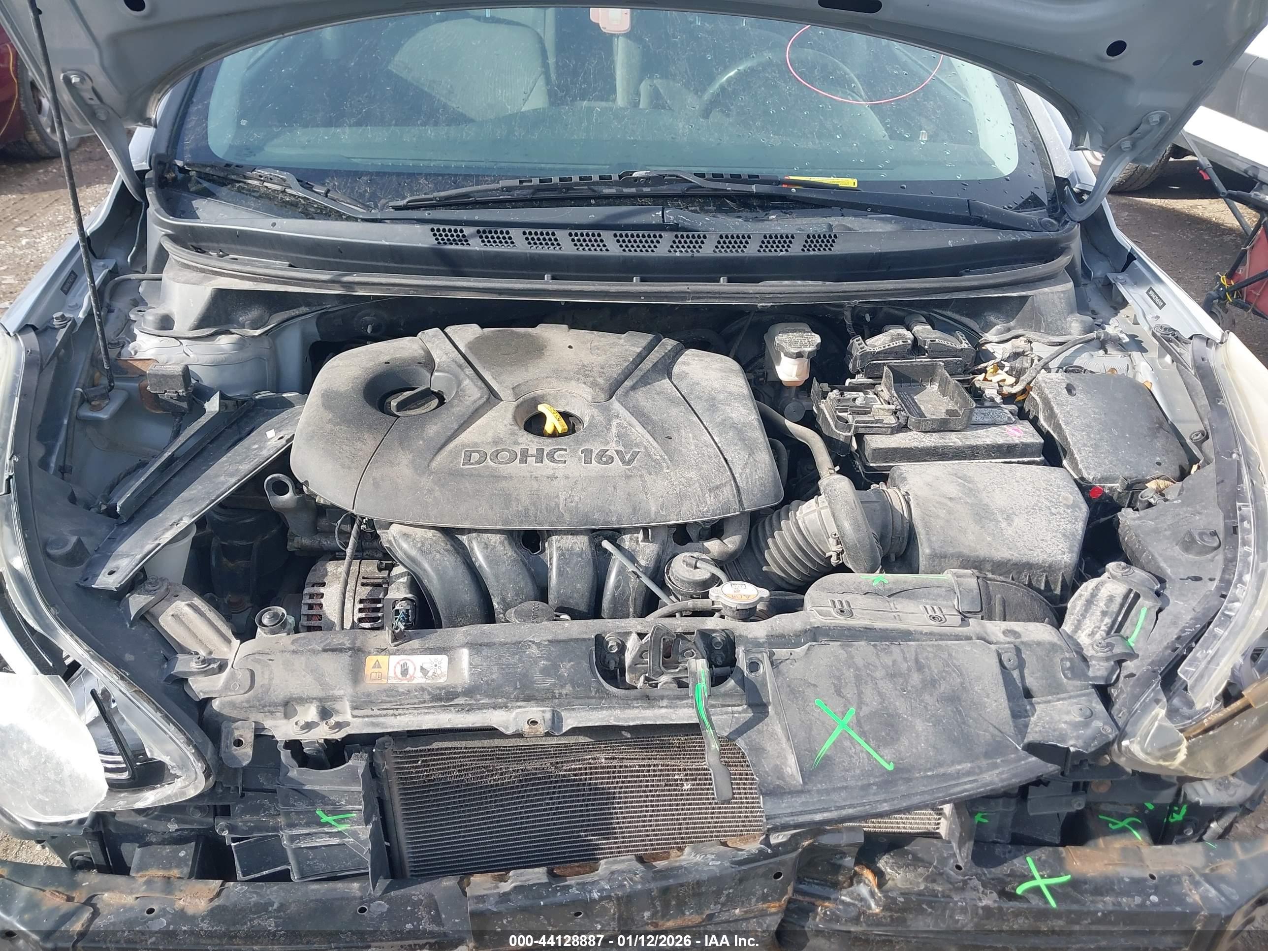 HYUNDAI ELANTRA image 10