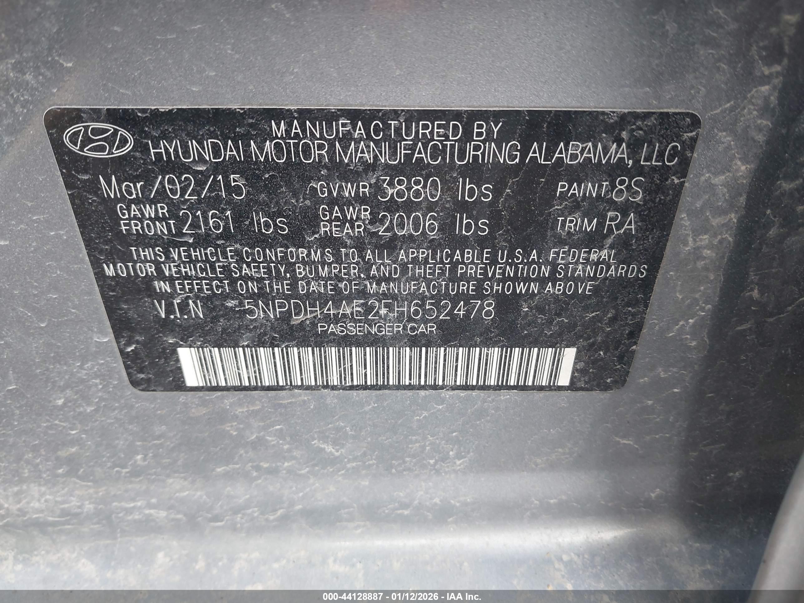 HYUNDAI ELANTRA image 9