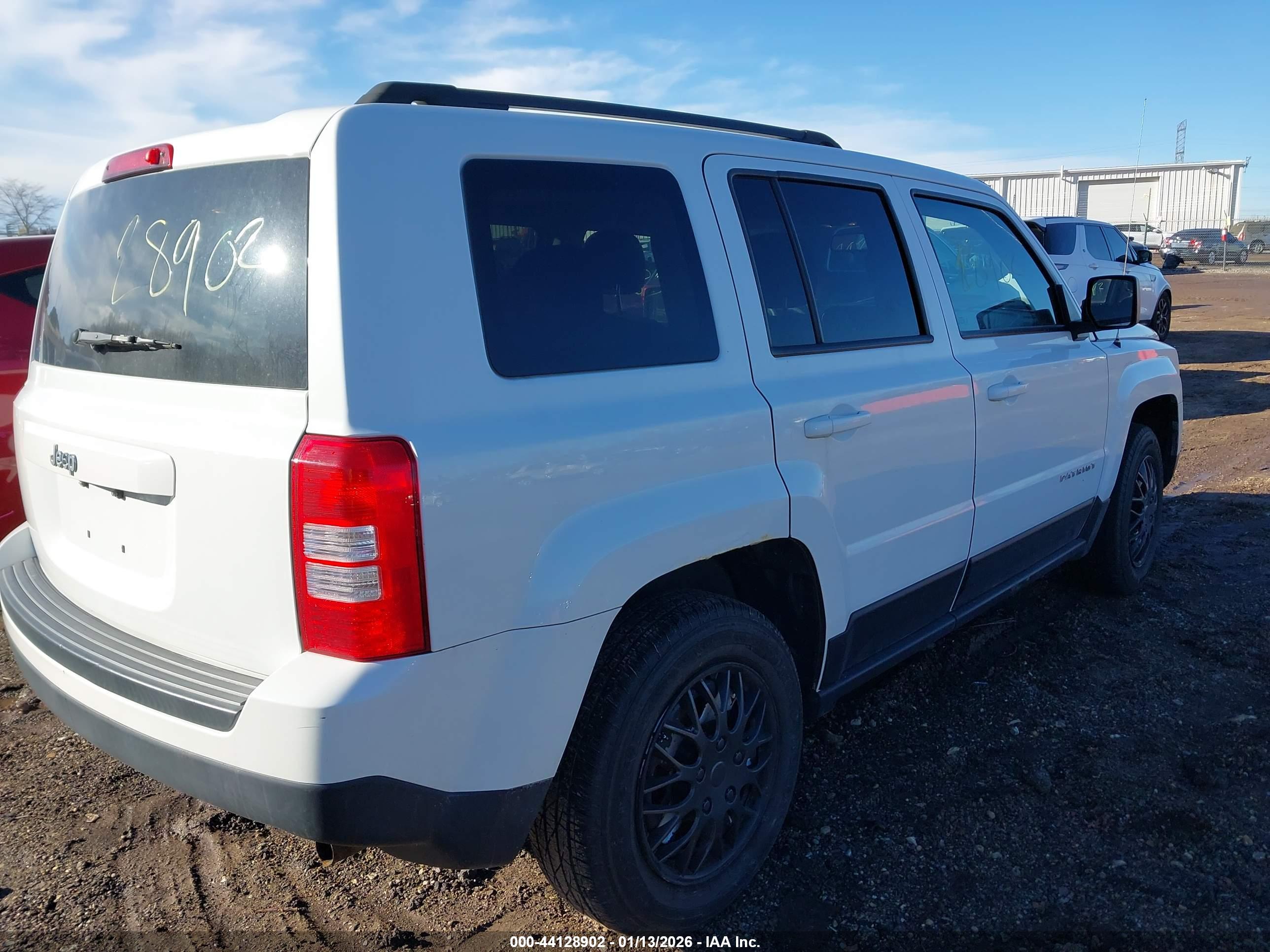 JEEP PATRIOT image 4