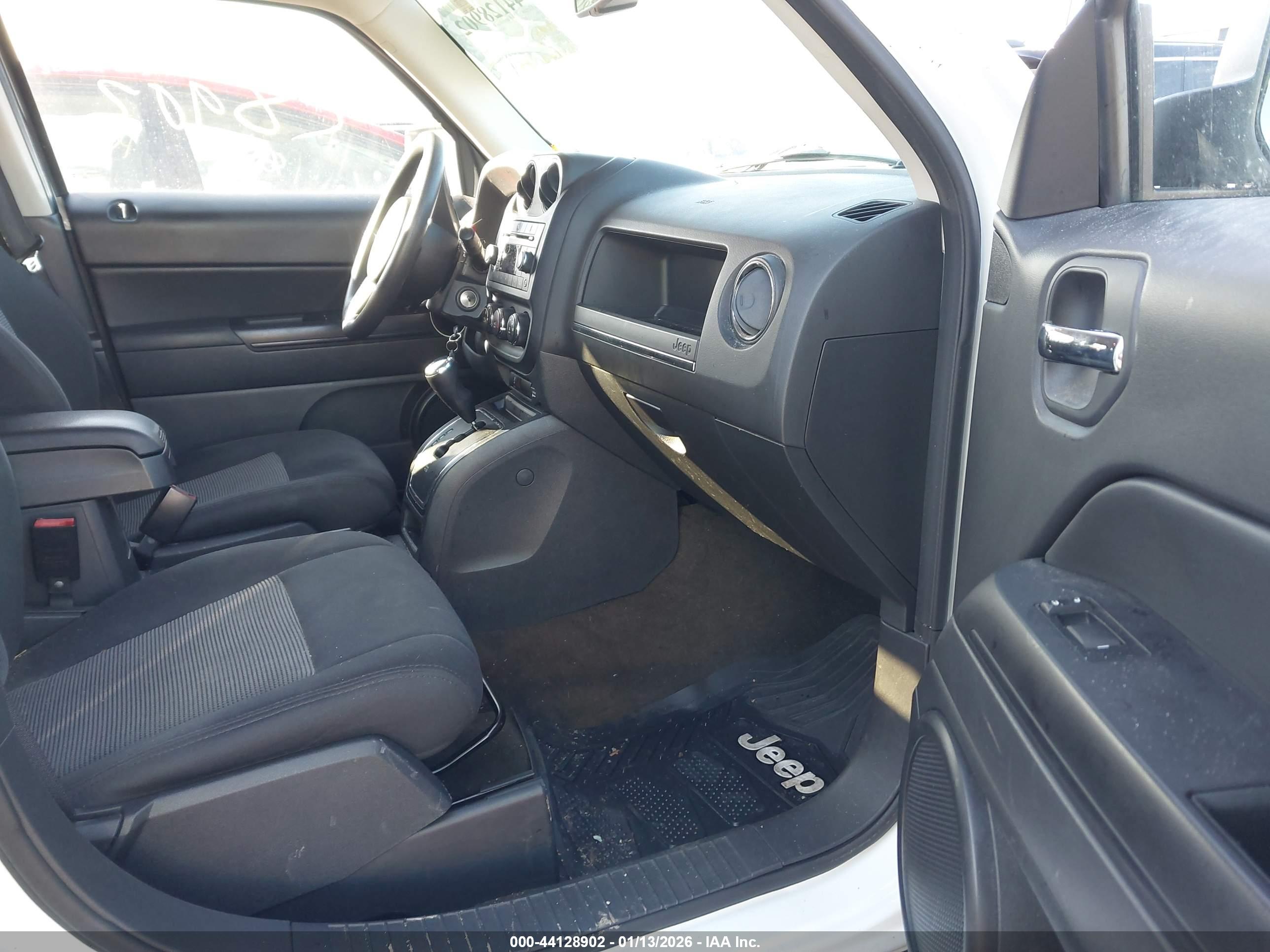 JEEP PATRIOT image 5
