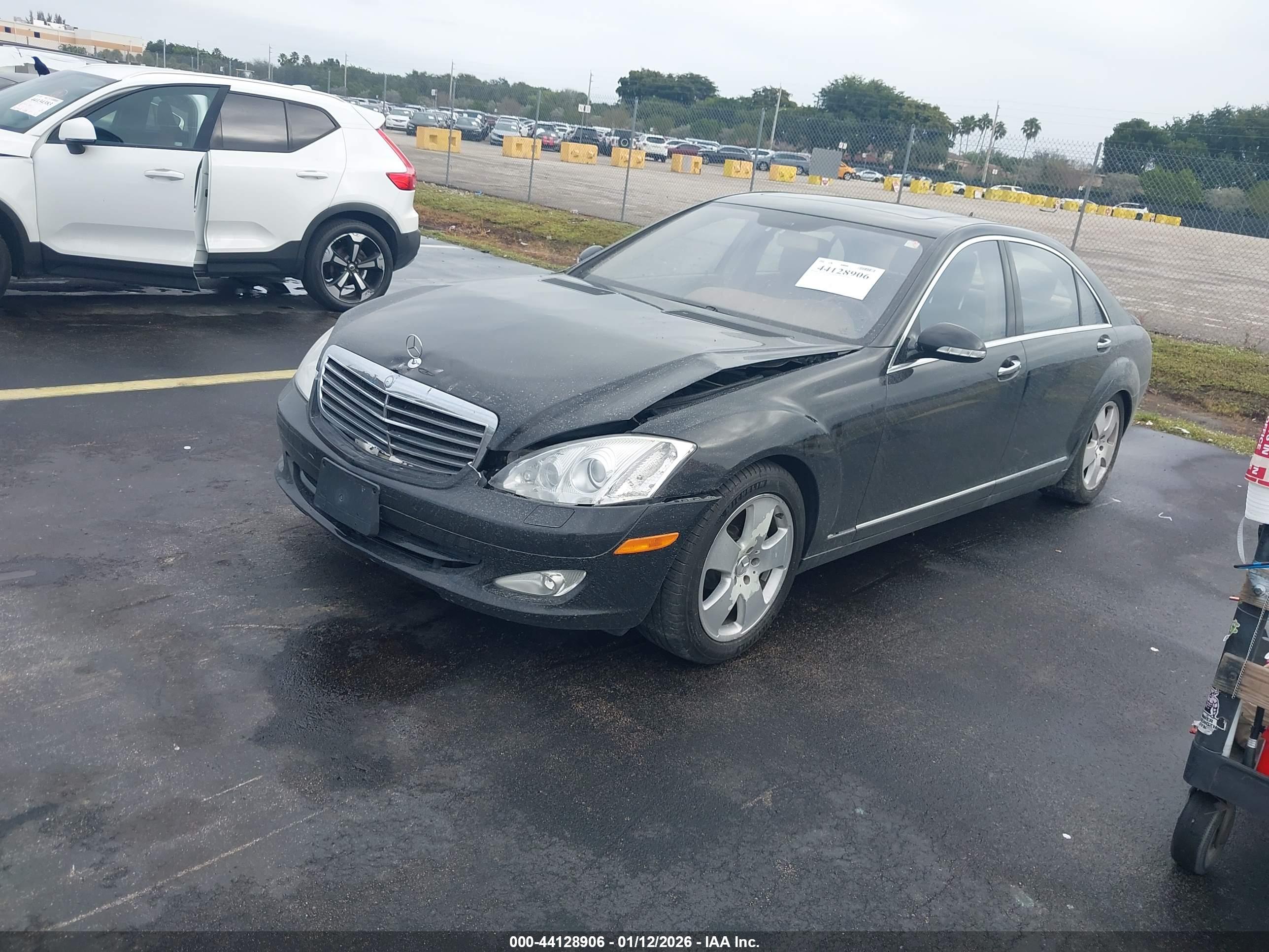 MERCEDES-BENZ S image 2