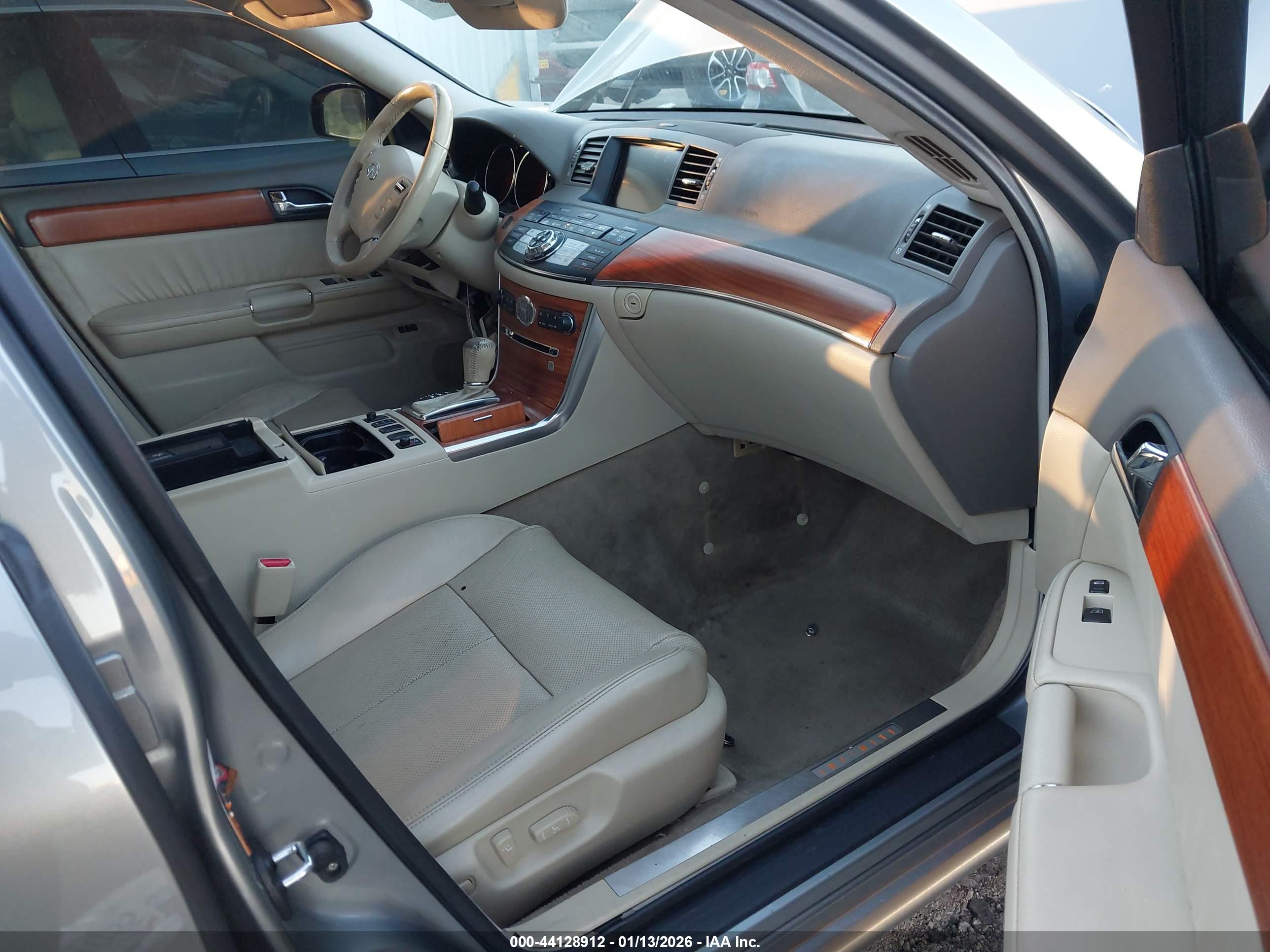 INFINITI M35X image 5