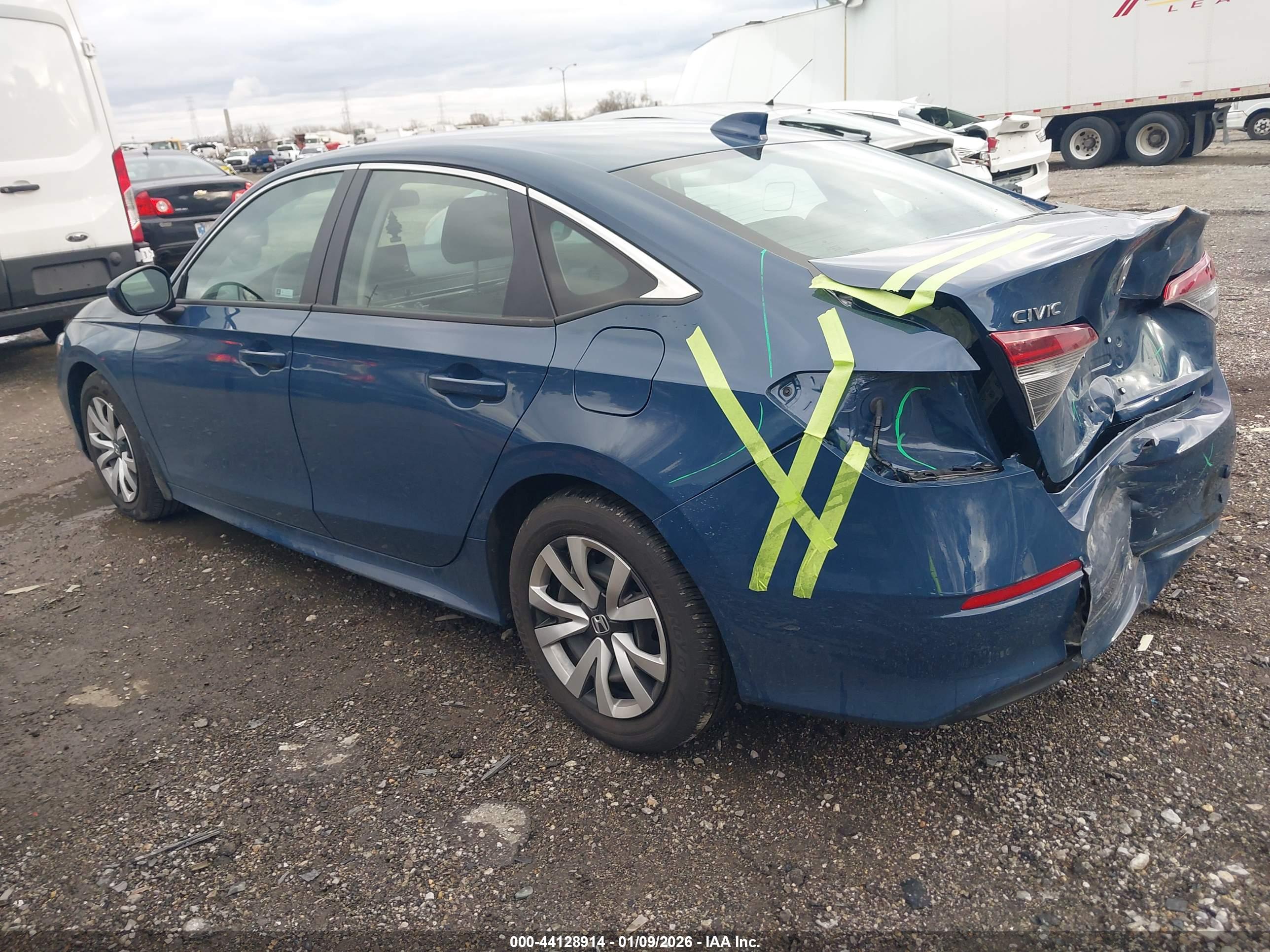 HONDA CIVIC image 3