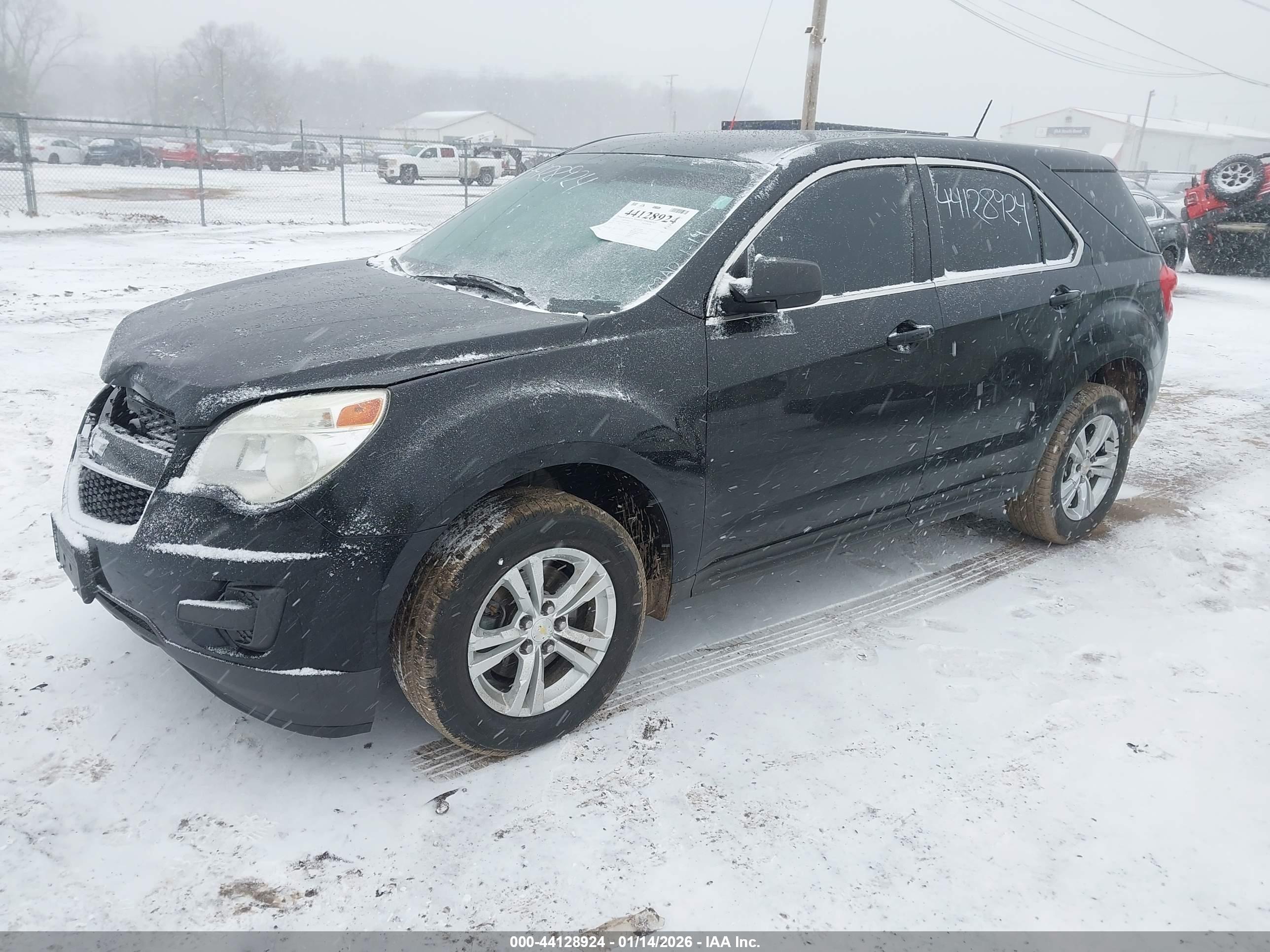 CHEVROLET EQUINOX image 2