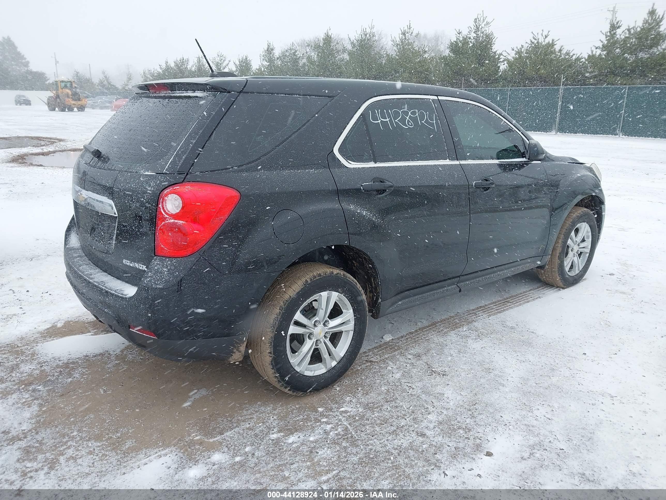 CHEVROLET EQUINOX image 4