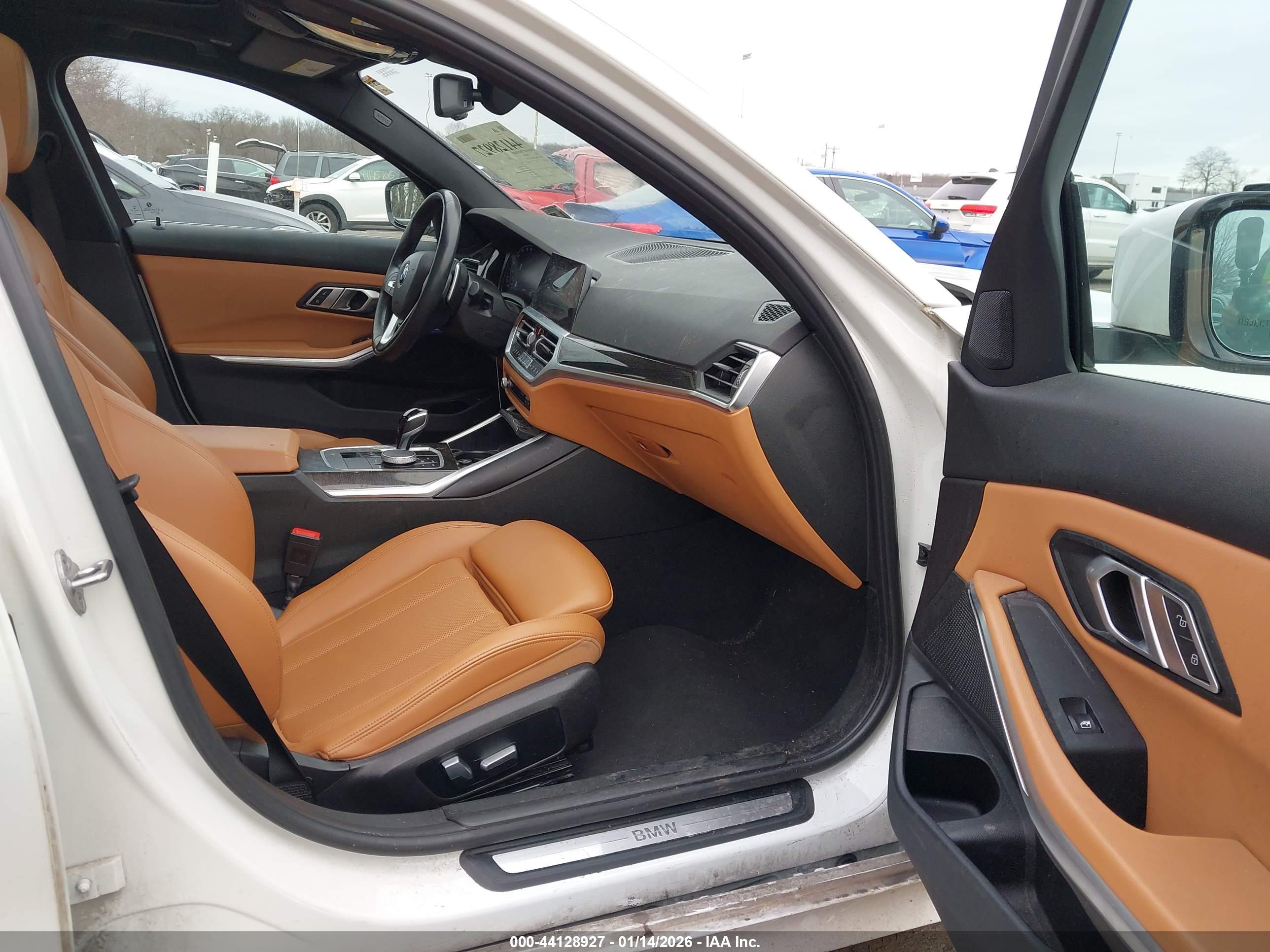 BMW 330I image 5
