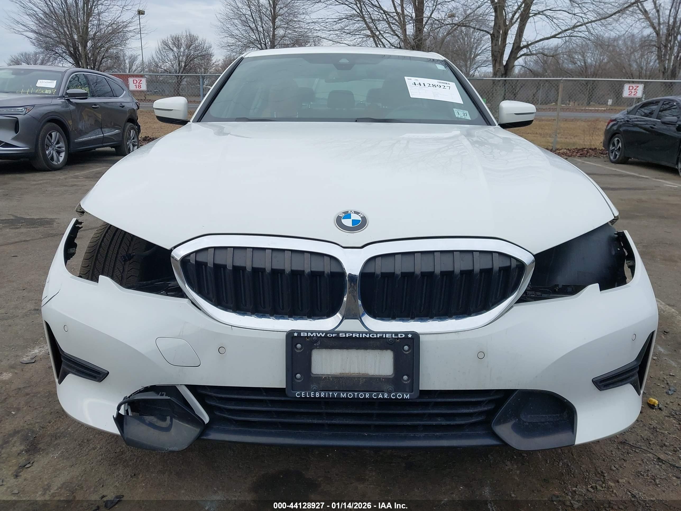 BMW 330I image 6