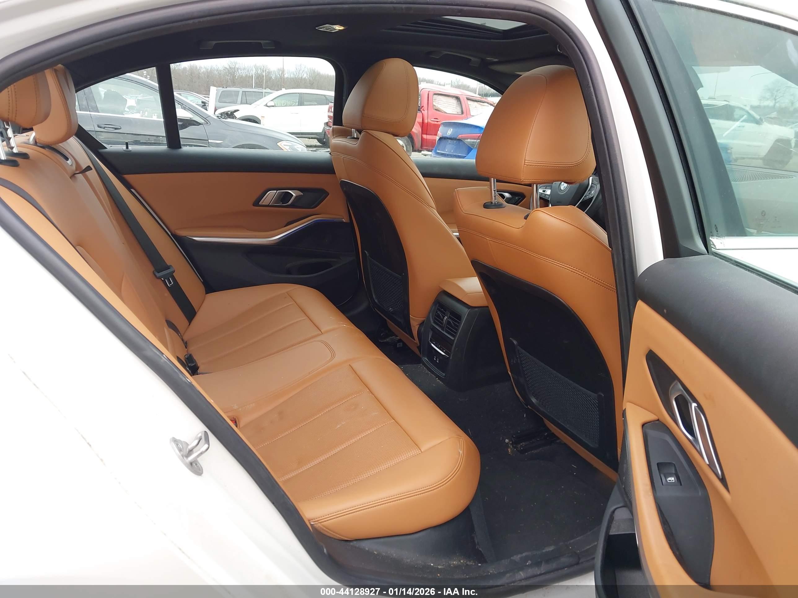 BMW 330I image 8