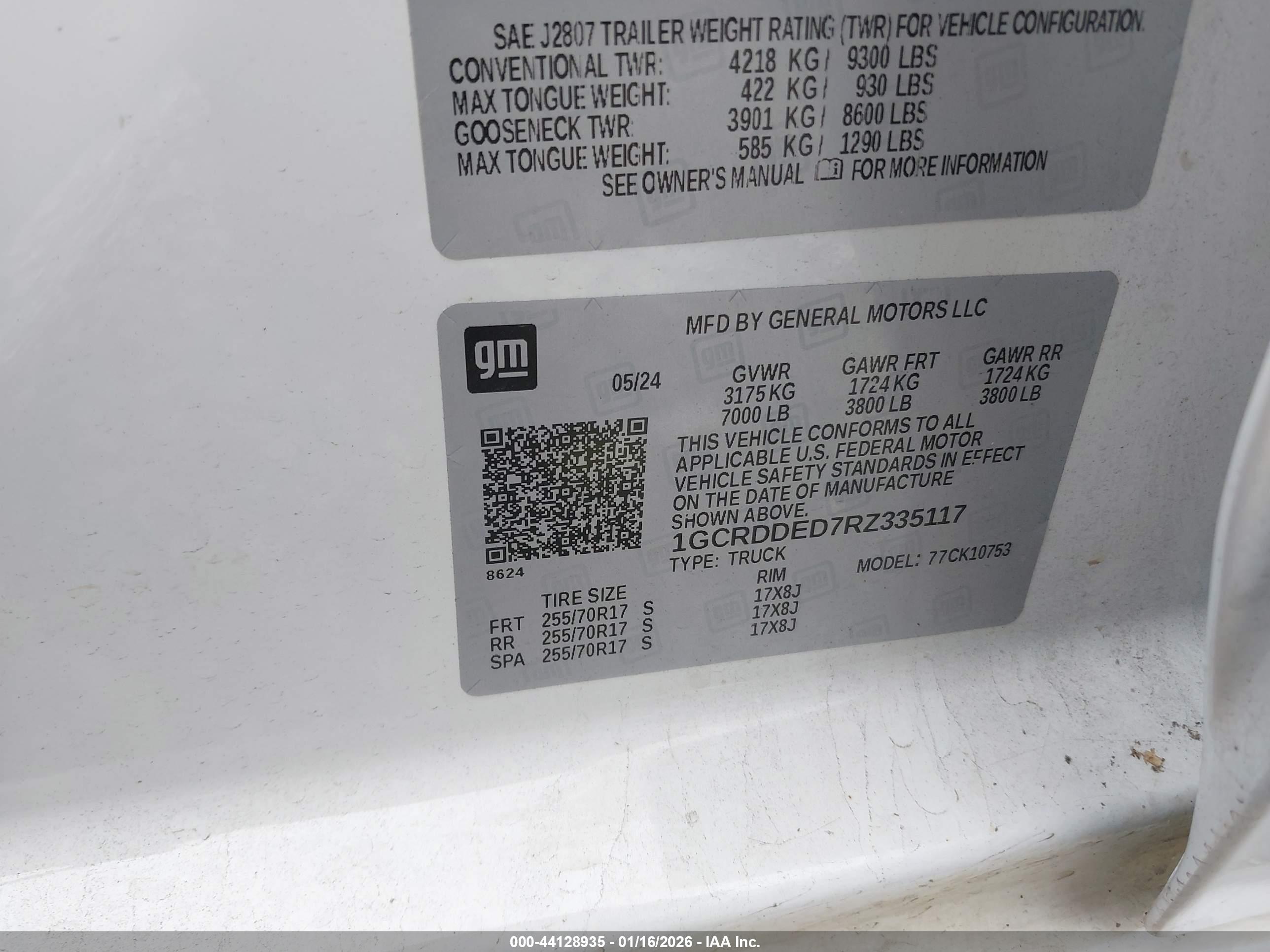 CHEVROLET SILVERADO image 9