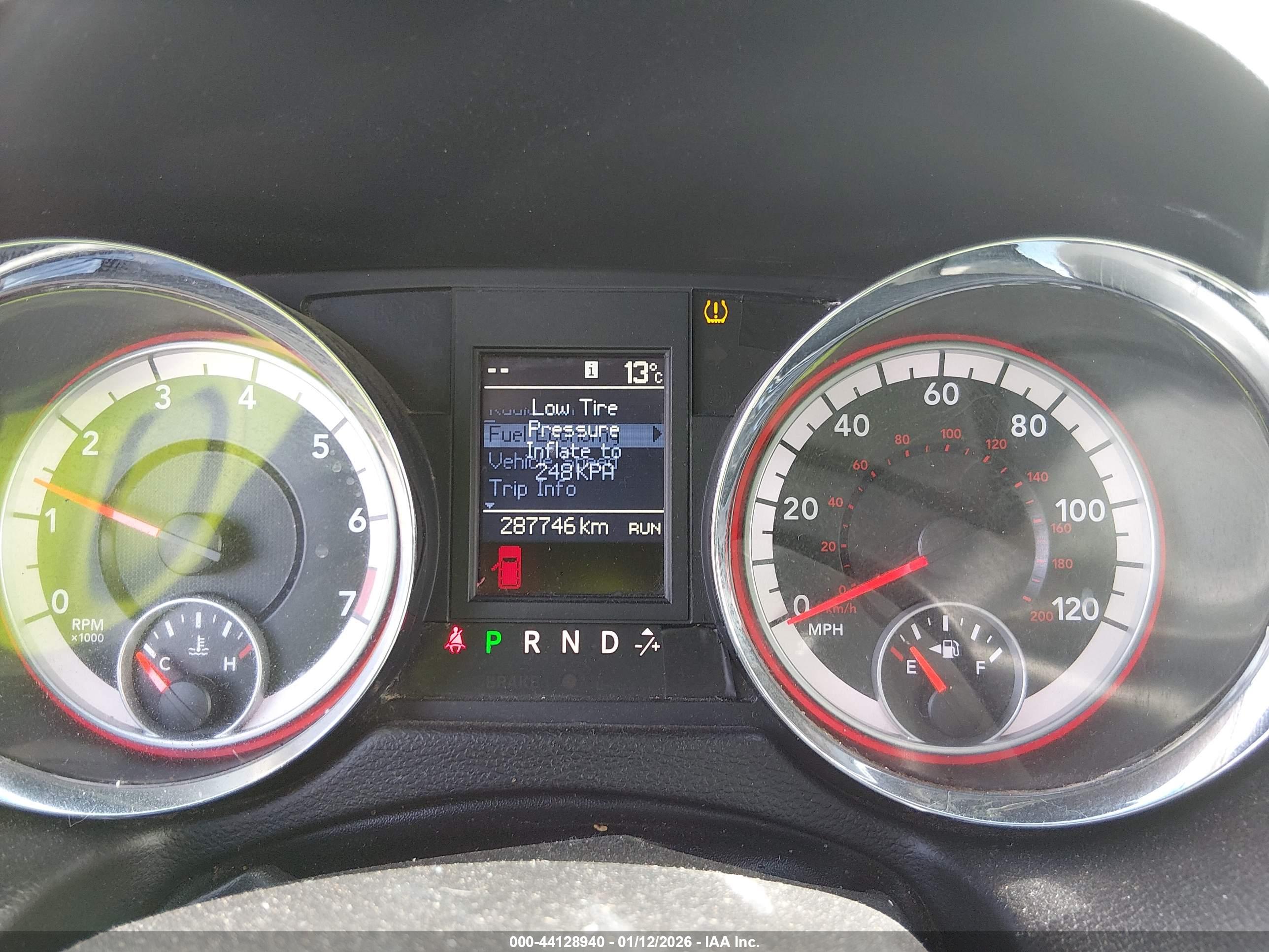 DODGE GRAND image 7