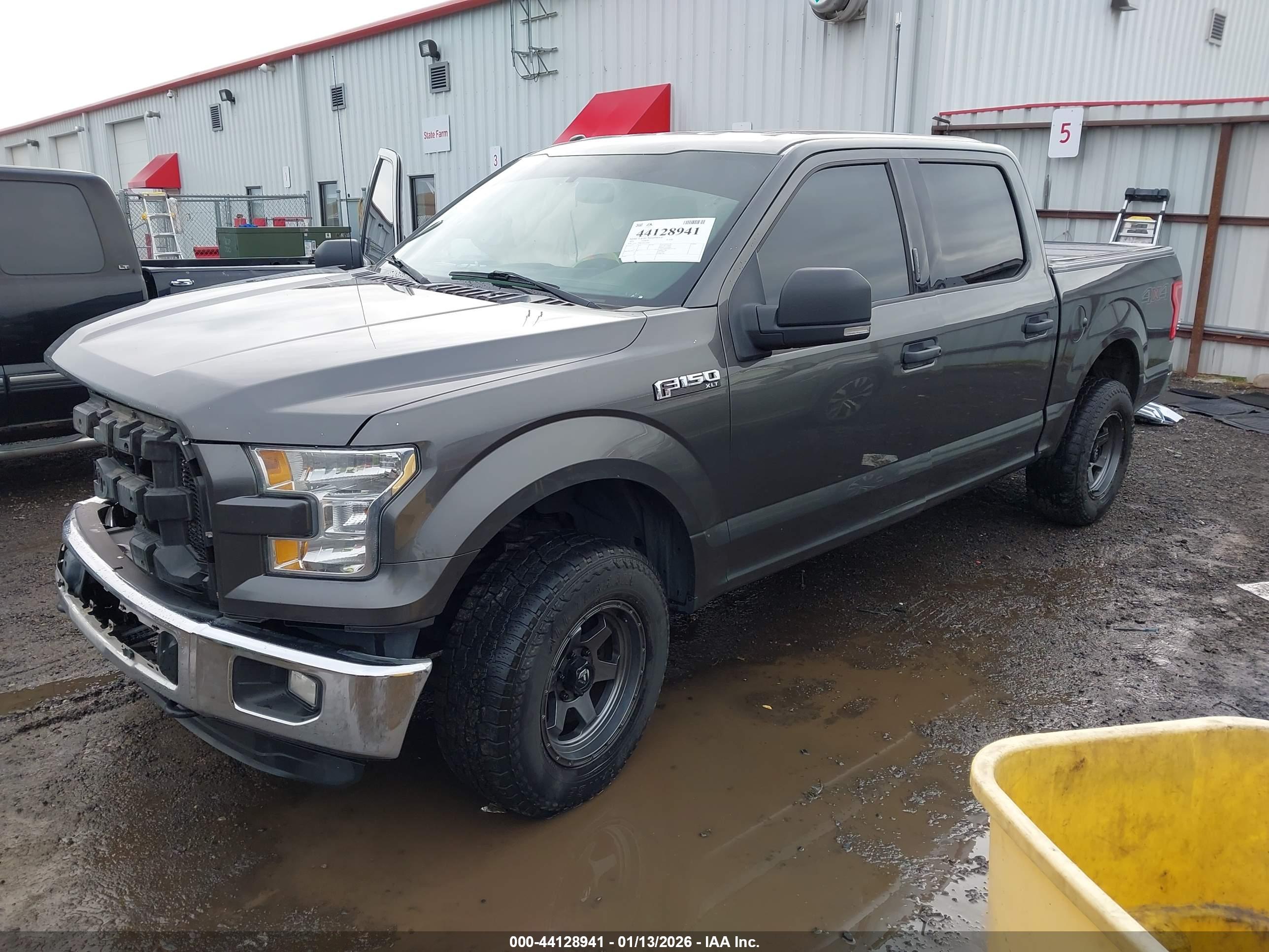 FORD F-150 image 2