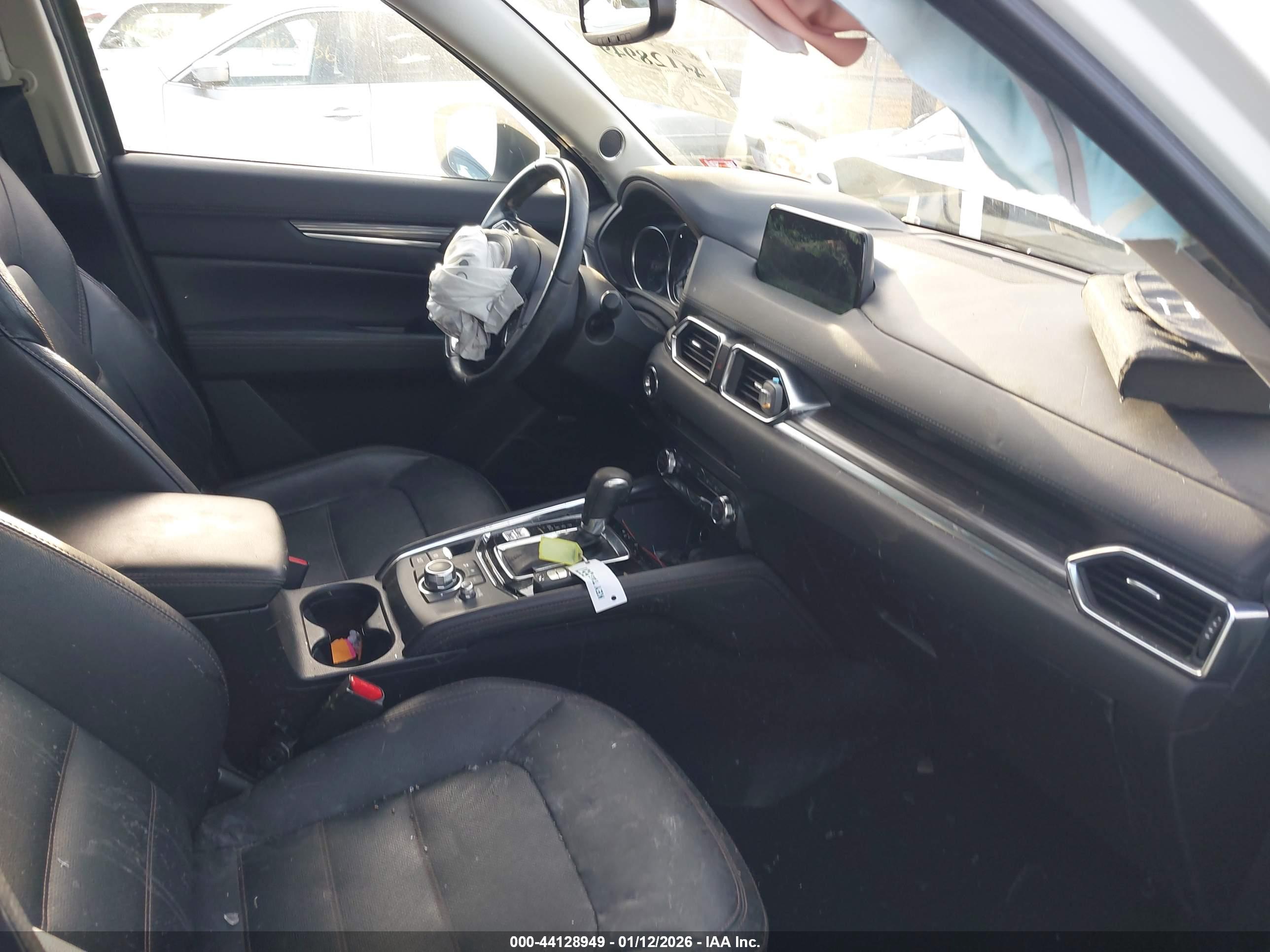 MAZDA CX-5 image 5