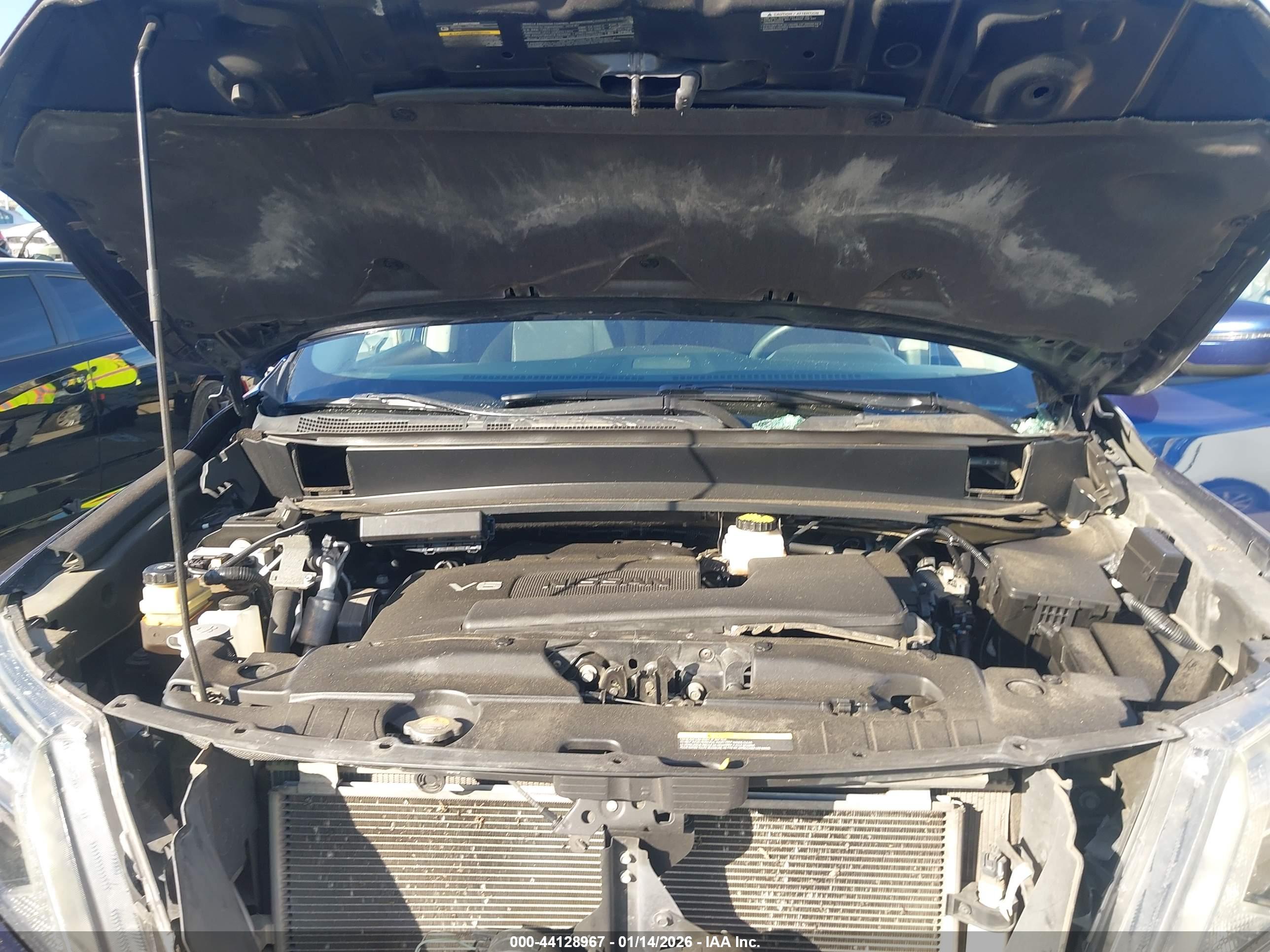 NISSAN PATHFINDER image 10