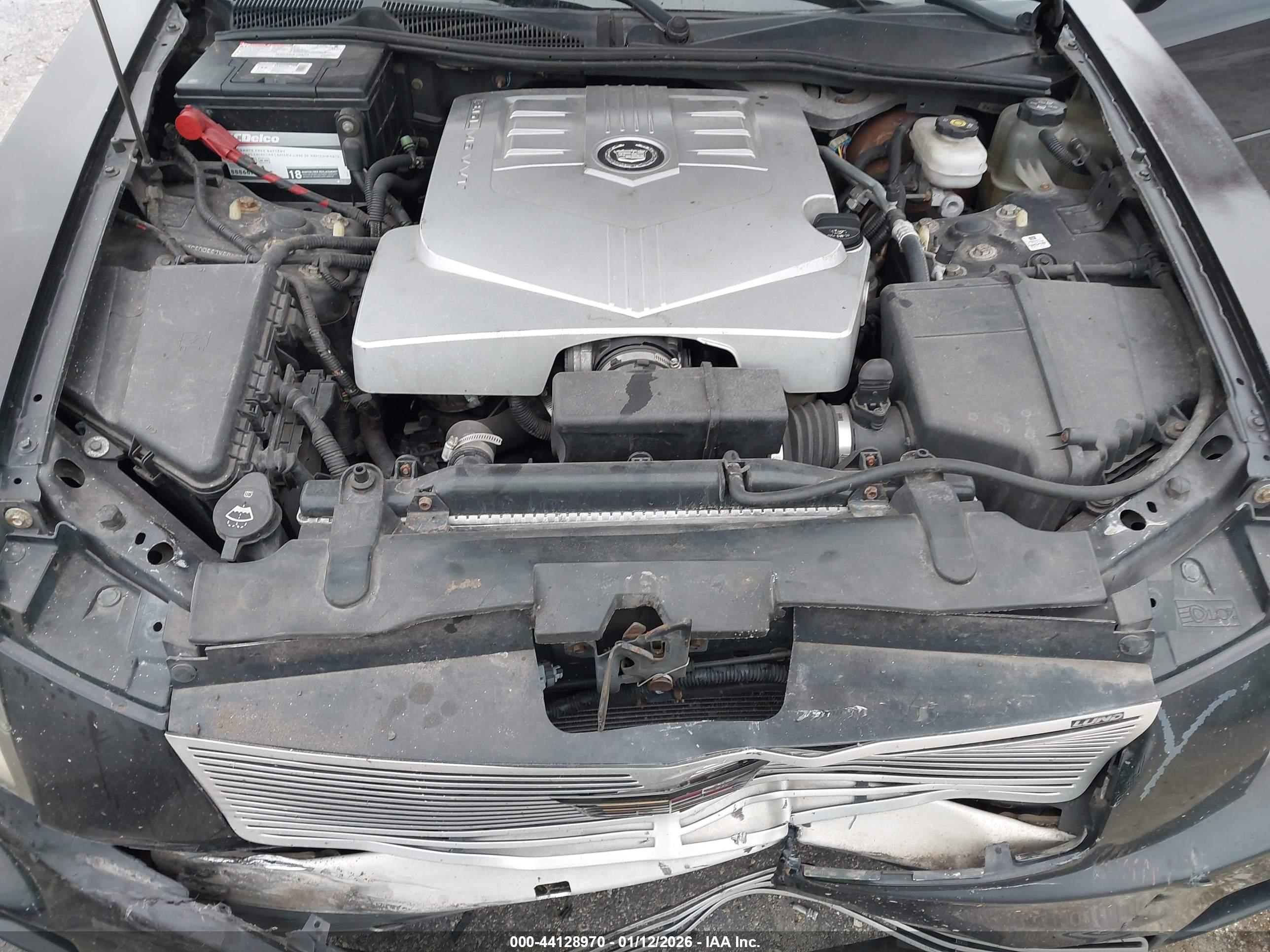 CADILLAC CTS image 10