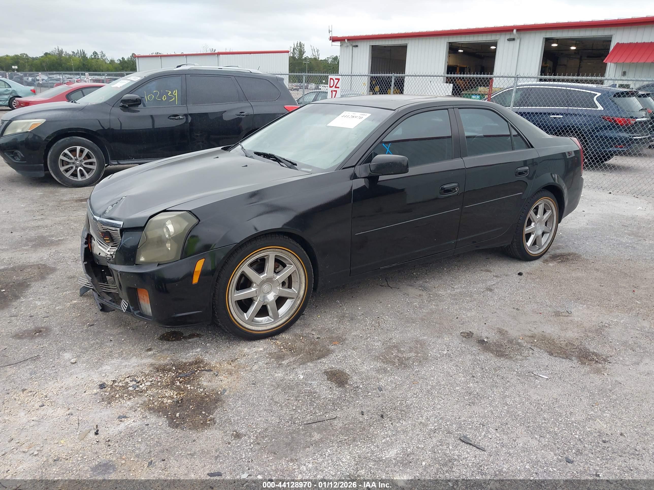 CADILLAC CTS image 2