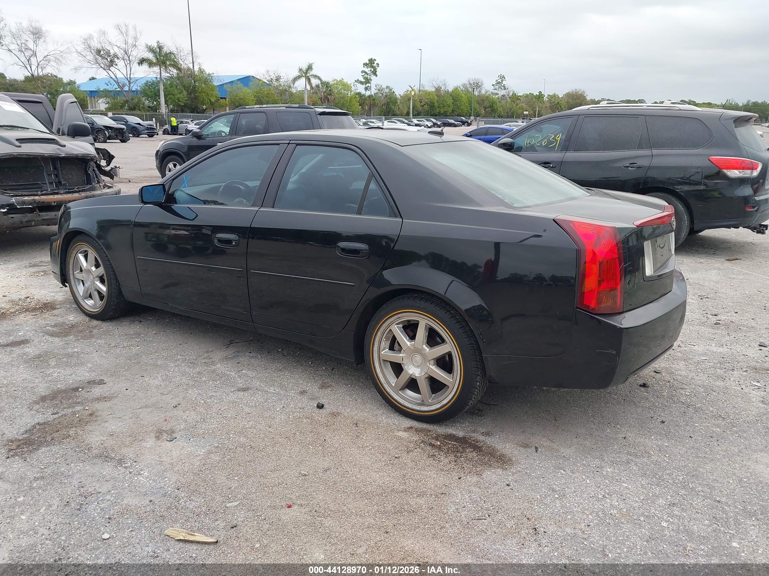 CADILLAC CTS image 3