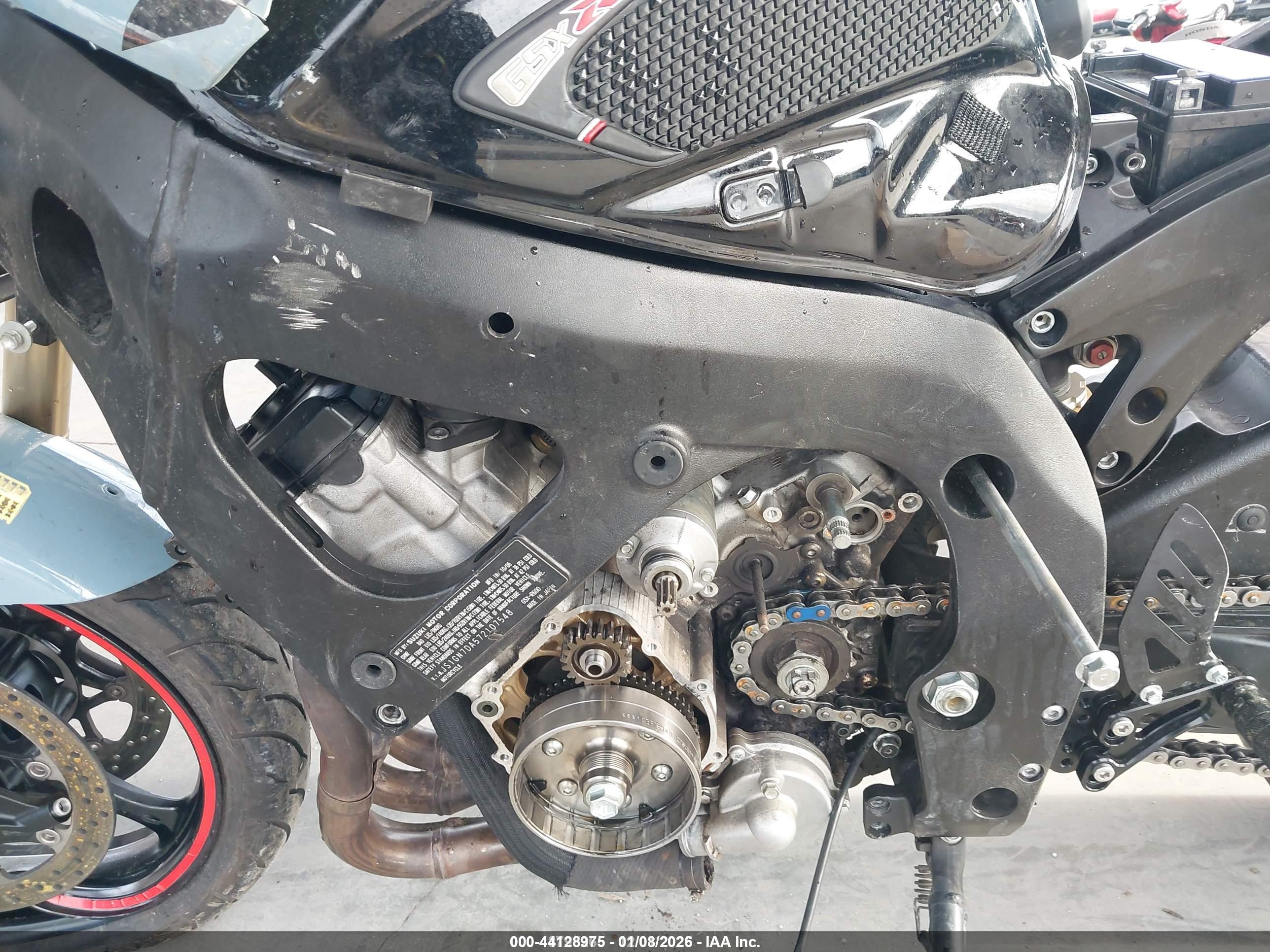SUZUKI GSX-R600 image 9