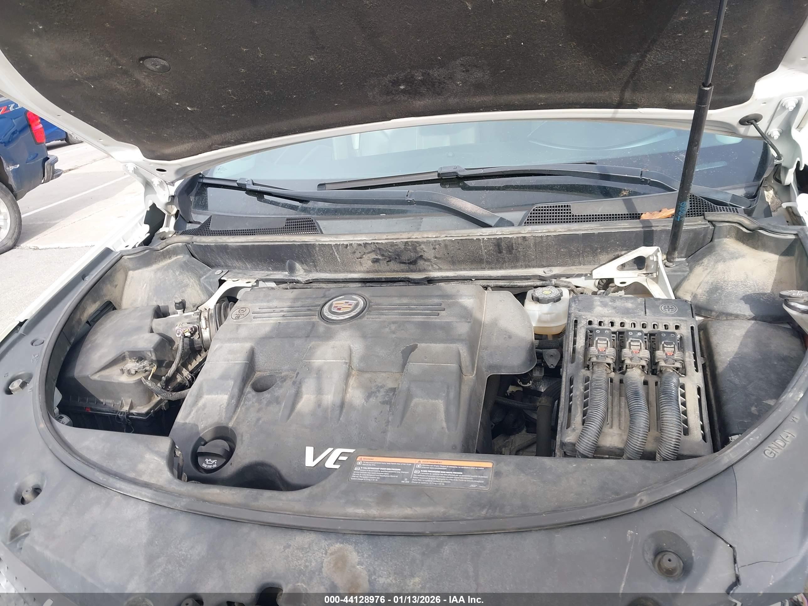 CADILLAC SRX image 10