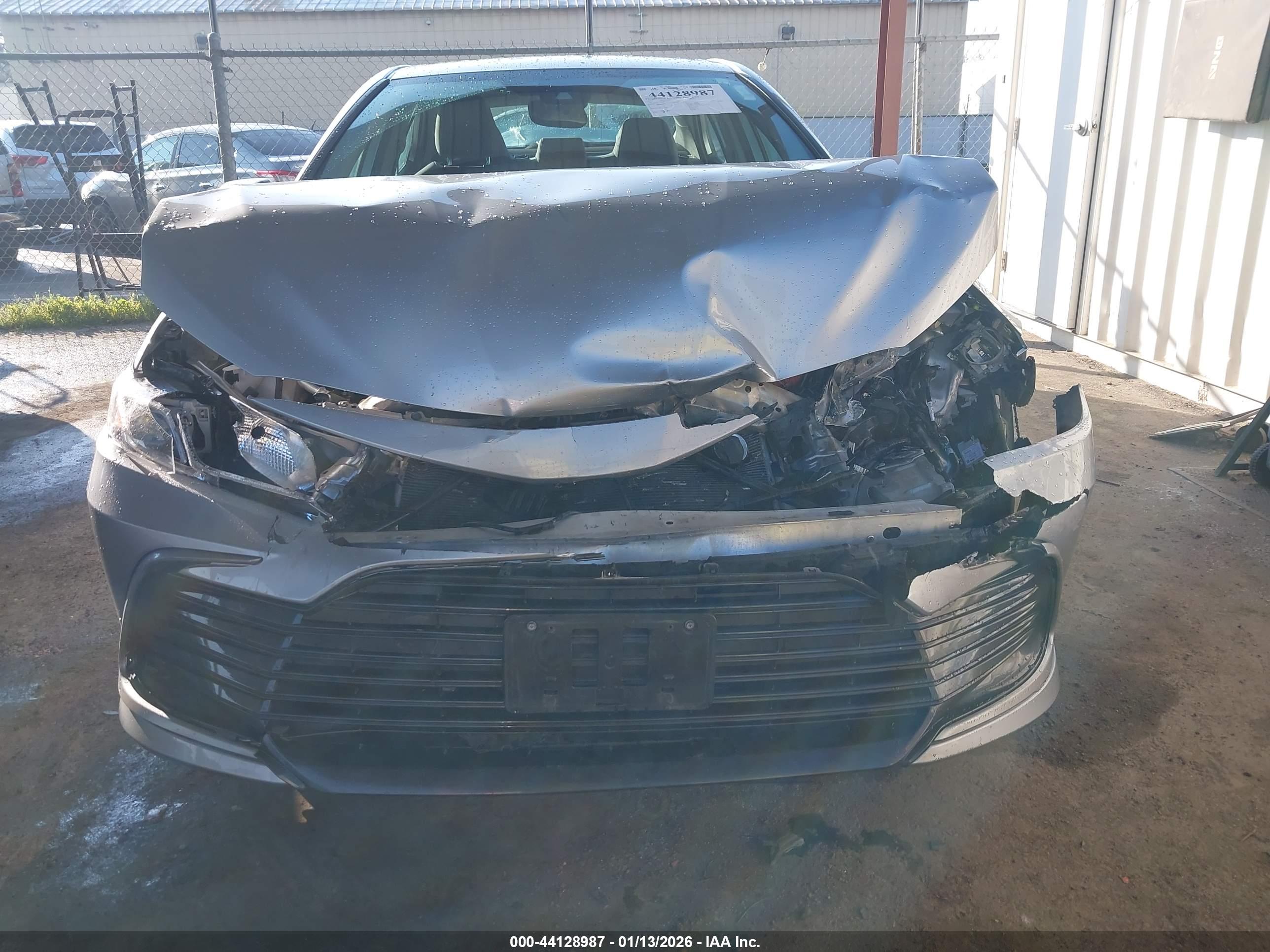 TOYOTA CAMRY image 6