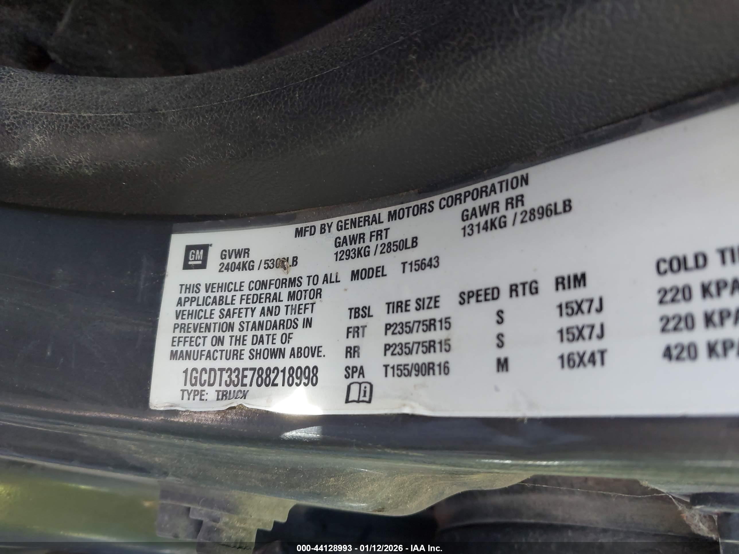 CHEVROLET COLORADO image 9